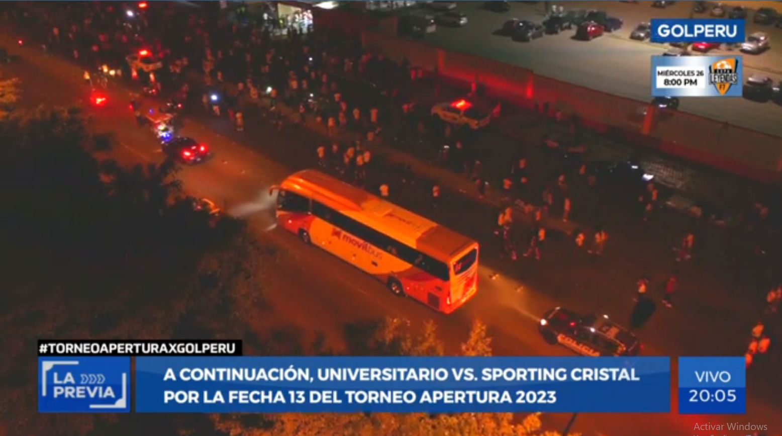 Bus de Sporting Cristal recién pudo llegar al estadio Monumental.