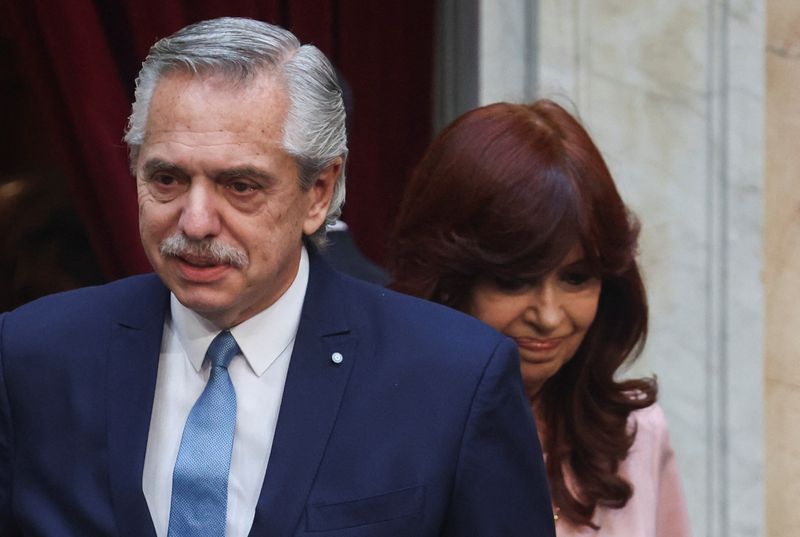 El presidente apuntó contra el liderazgo que tiene CFK en el peronismo. (REUTERS/Tomas Cuesta)