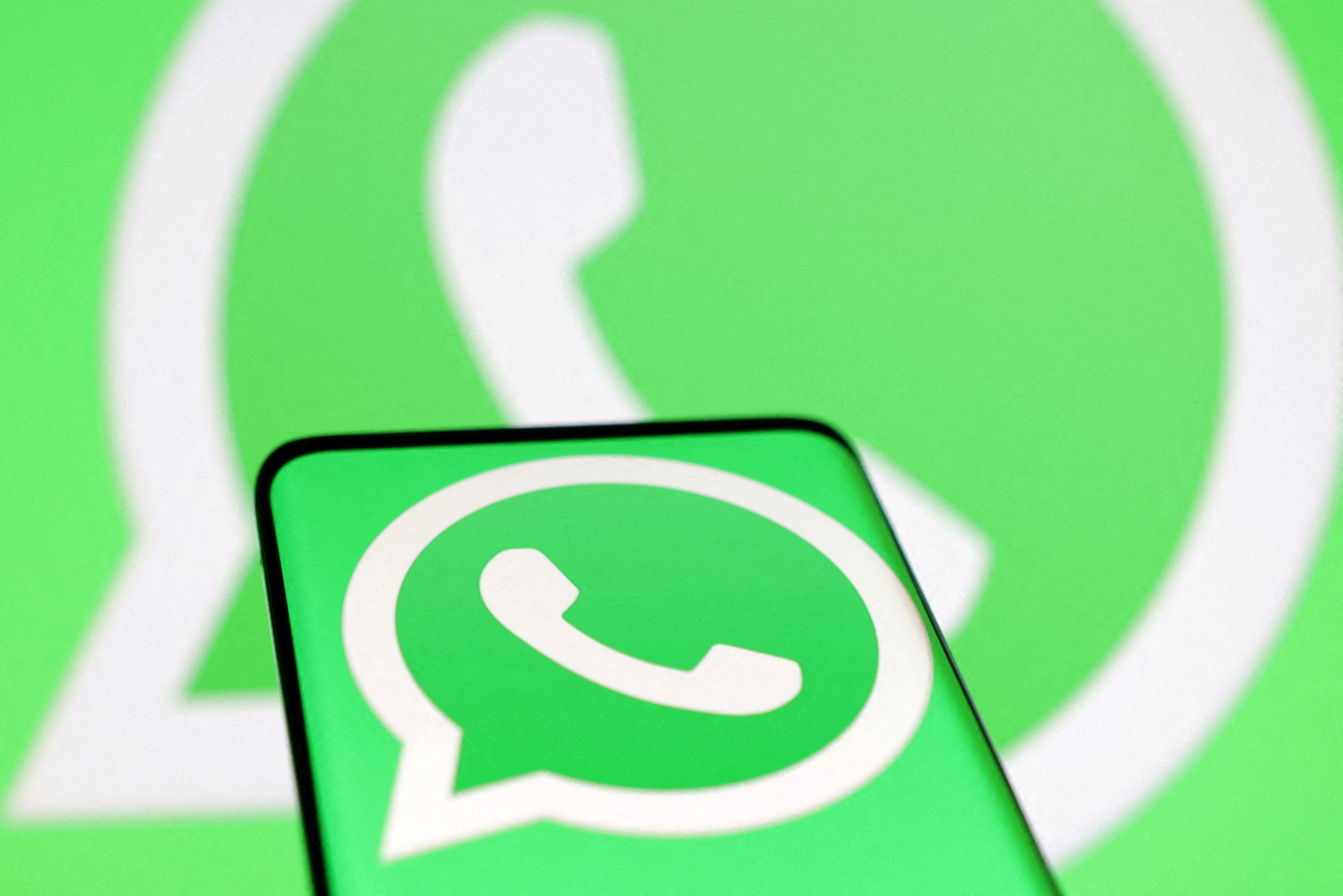 Whatsapp para iPhone estrena varias funciones de seguridad y funcionamiento. REUTERS/Dado Ruvic/Illustration/File Photo