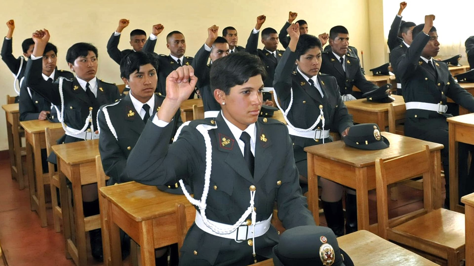 El Proceso de Admisión Extraordinario 2024 está en marcha, abriendo las puertas a jóvenes con vocación de servicio de todo el país. (Andina)
