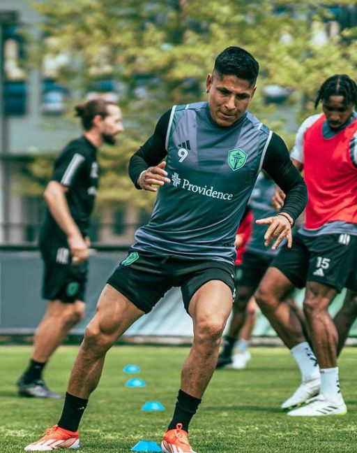 Raúl Ruidíaz fue suplente en el último partido de Seattle Sounders, que terminó con derrota ante DC United.