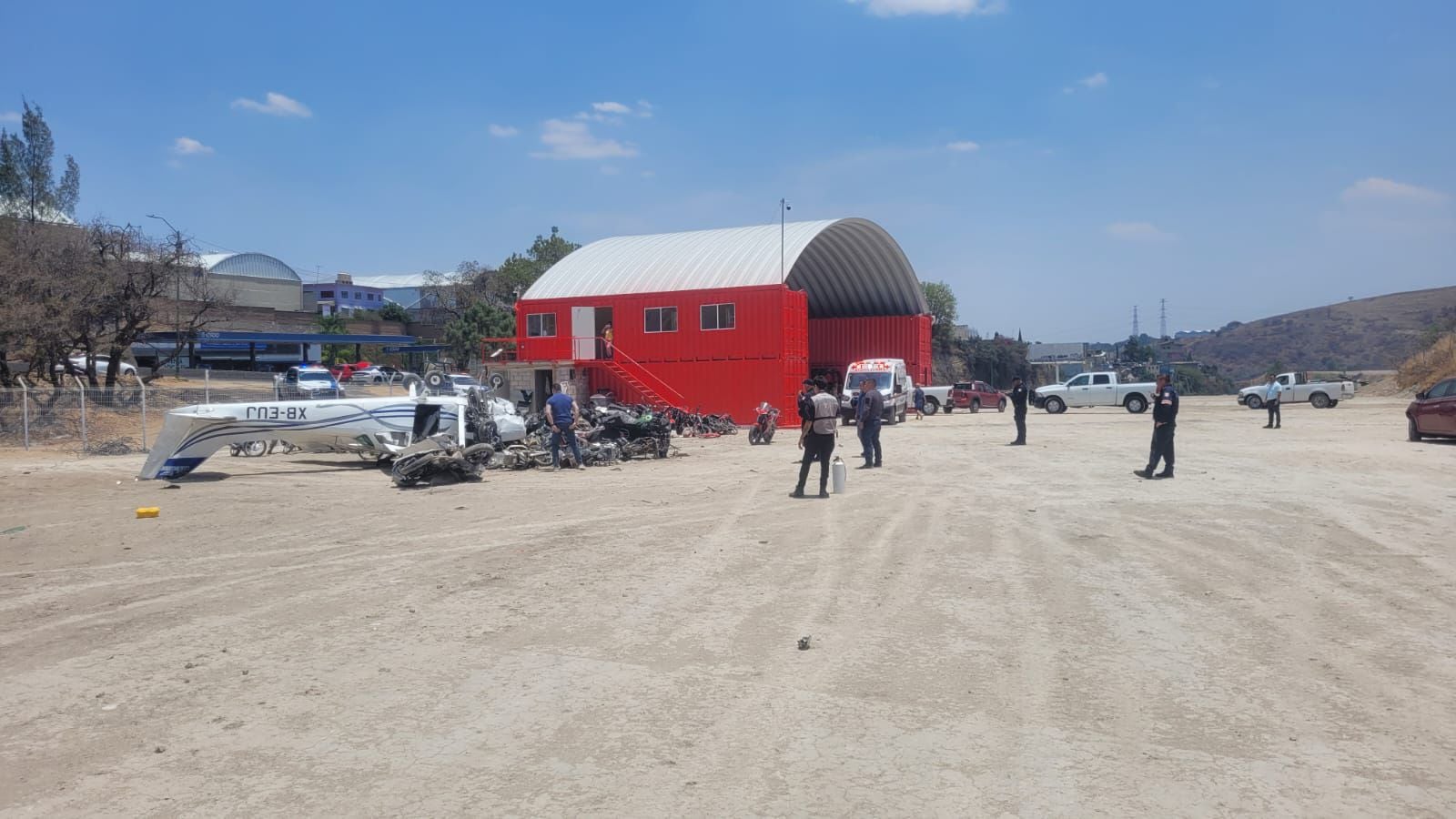 Cae avioneta en Atizapán de Zaragoza, Edomex; reportan tres personas lesionadas