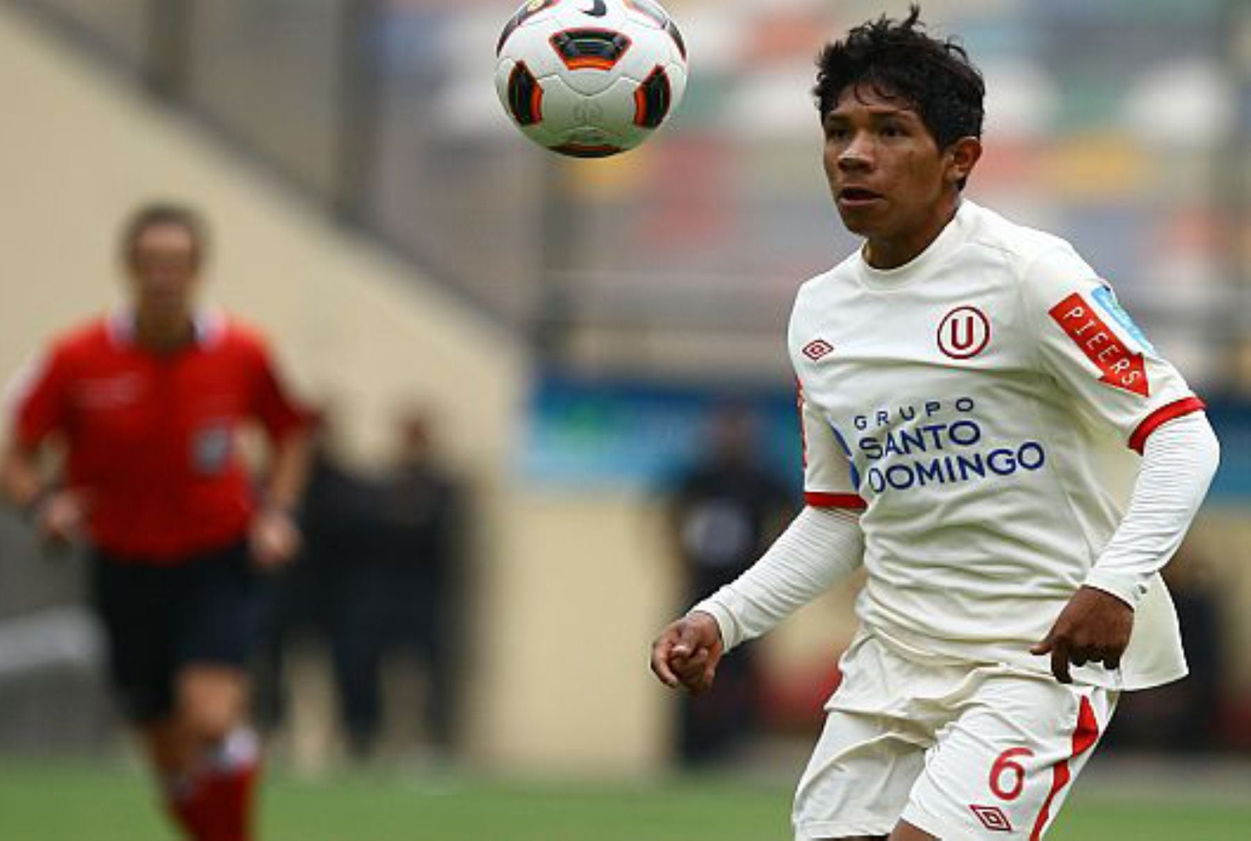 Edison Flores debutó en Primera División en Universitario el 2011. - créditos: Difusión