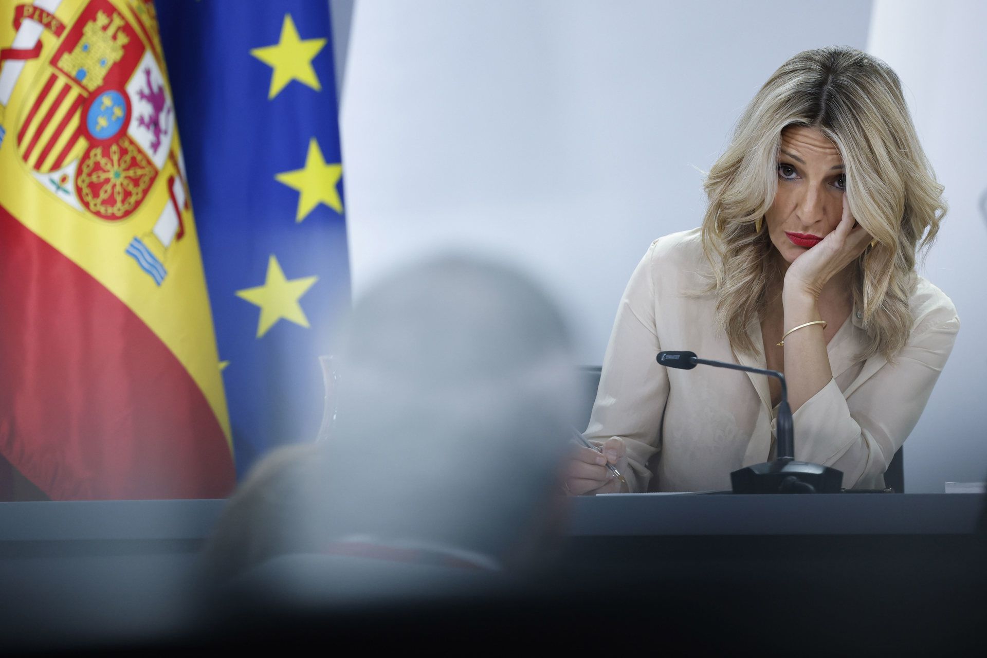 La vicepresidenta segunda y ministra de Trabajo y Economía Social, Yolanda Díaz, durante la rueda de prensa posterior a la reunión del Consejo de Gobierno. (EFE/Mariscal)