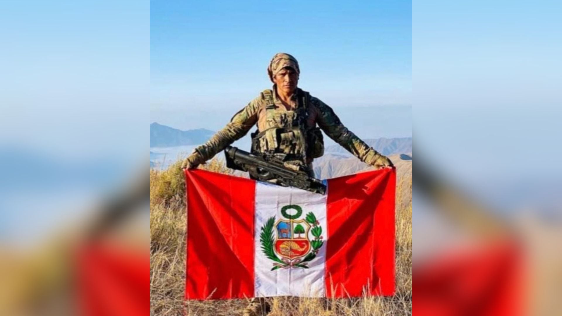 Edgar Tiburcio Espinoza, Técnico Tercero de la Marina de Guerra del Perú.