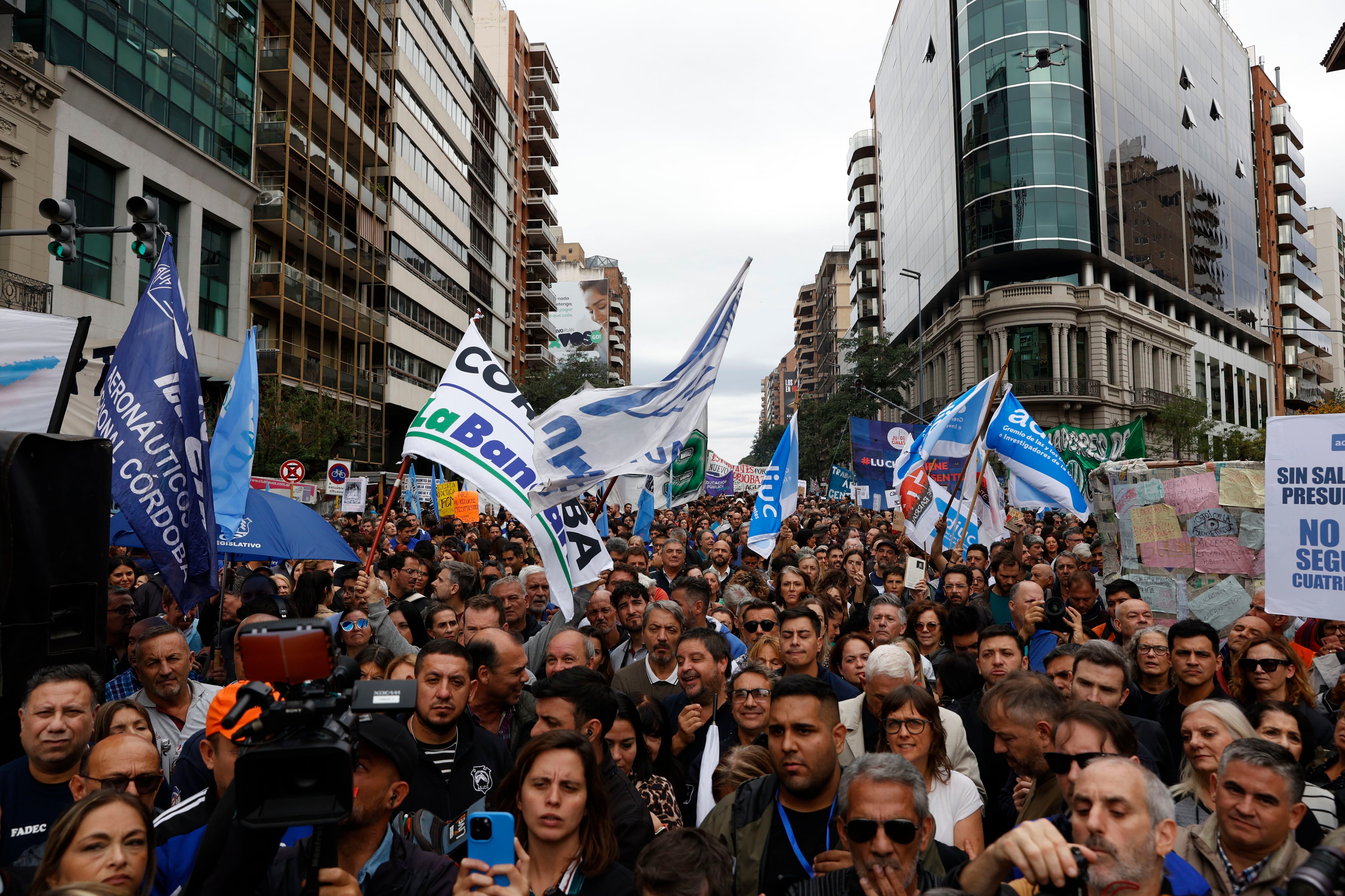 Marcha universitaria federal 23A - Cordoba