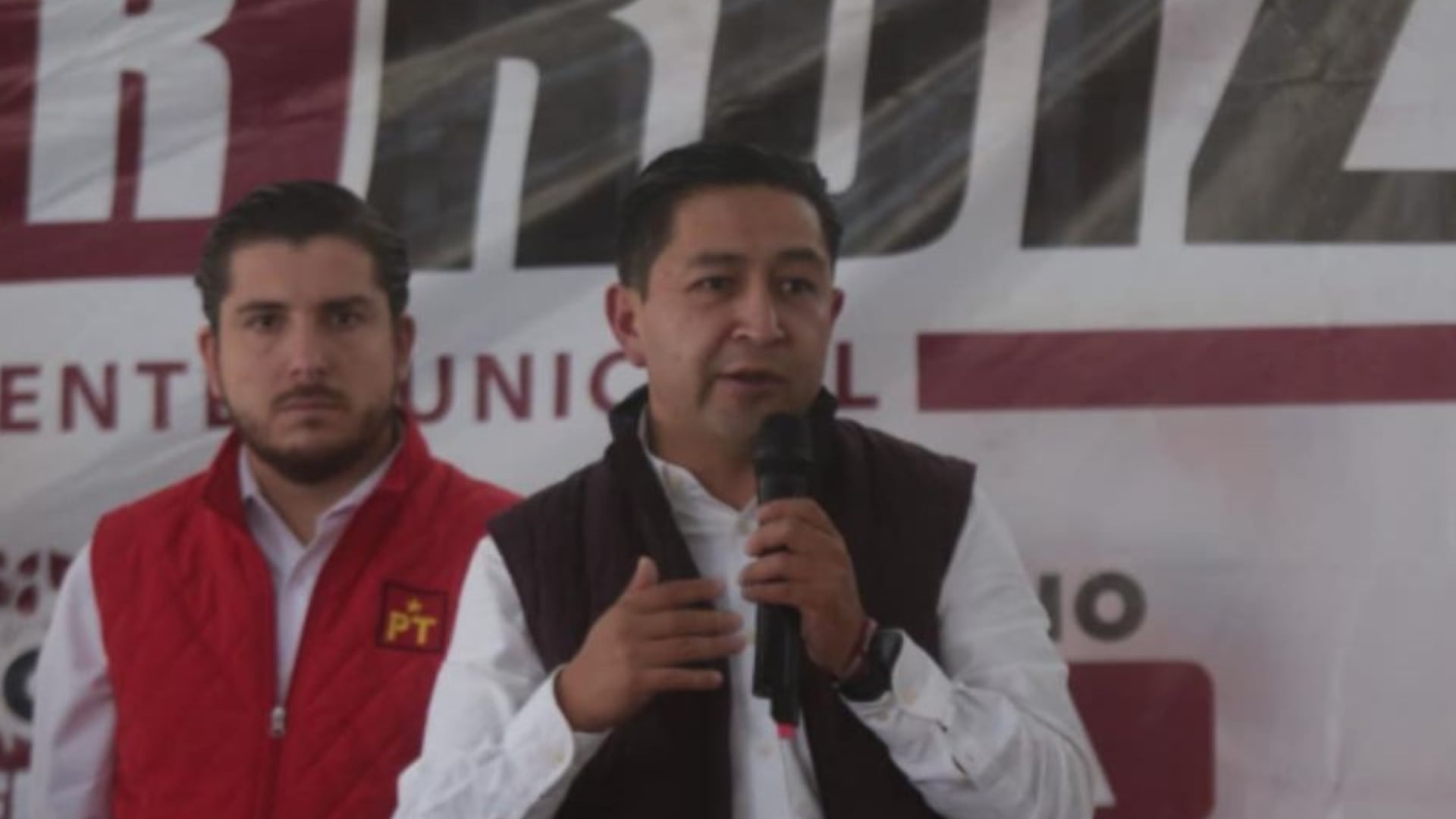 Balean a hijo de candidato a la alcaldía de Metepec