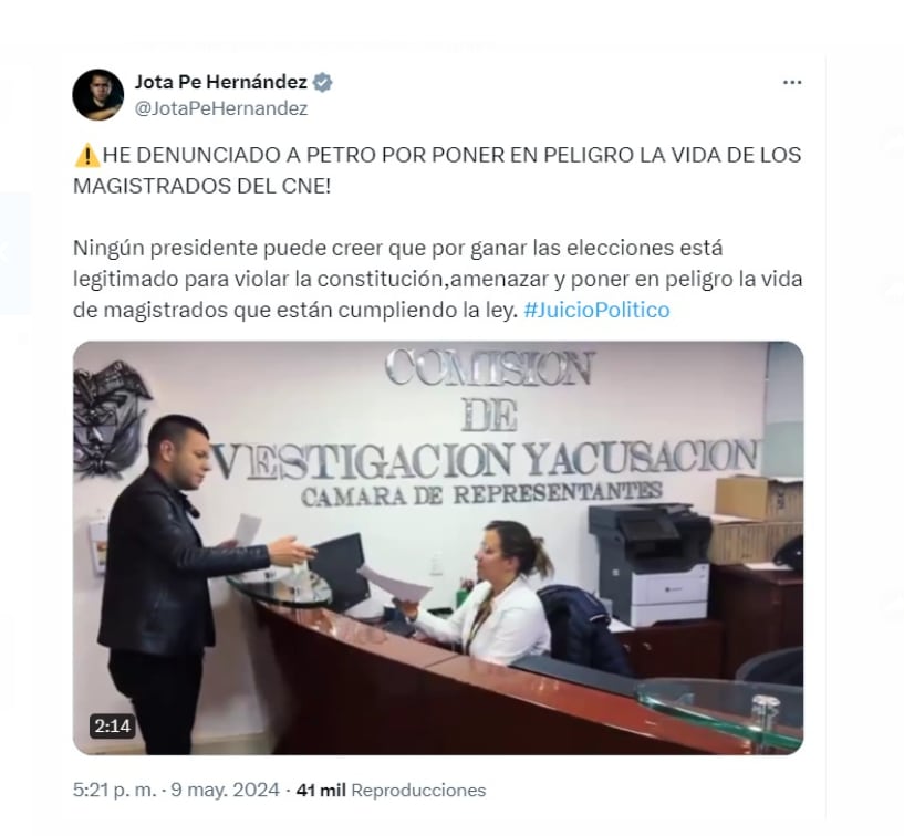 El senador del Partido Verde instó a la Comisión del Congreso a actuar con prontitud y realizar un juicio político contra el presidente Petro por sus acciones y declaraciones - crédito @JotaPeHernandez/X