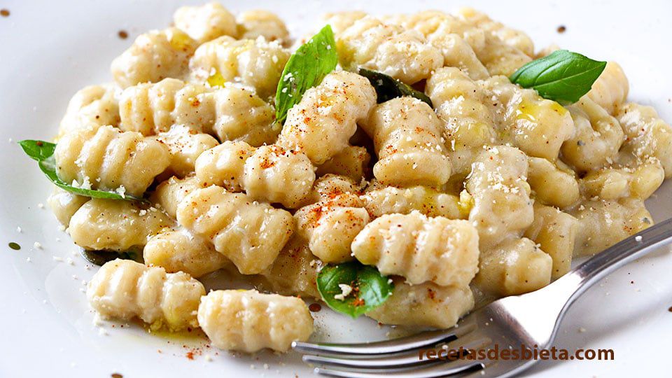 Gnocchi de papa: una opción diferente y sabrosa que puedes acompañar con pesto o salsa de tomate para celebrar el Día Internacional de la Papa.
Foto: Econo