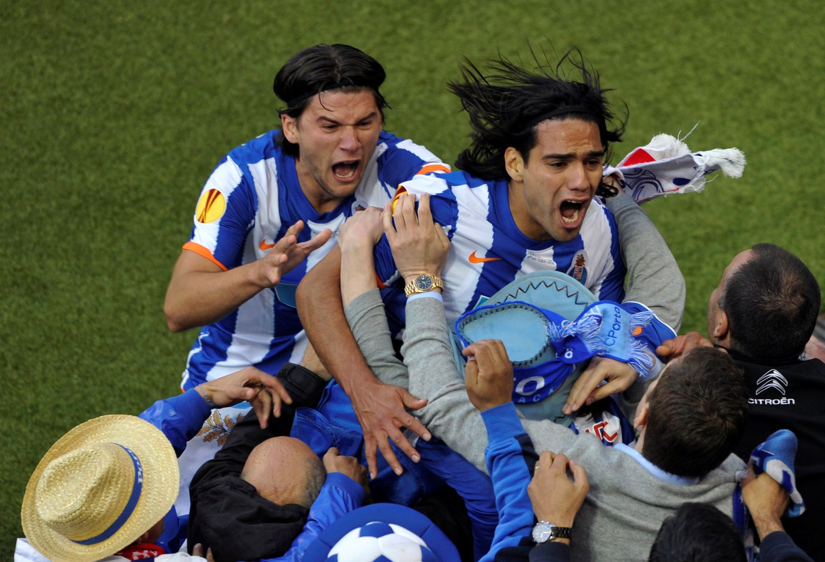 Falcao, James Rodríguez y Freddy Guarín ganaron la Europa League en 2011- crédito Dylan Martinez/ REUTERS