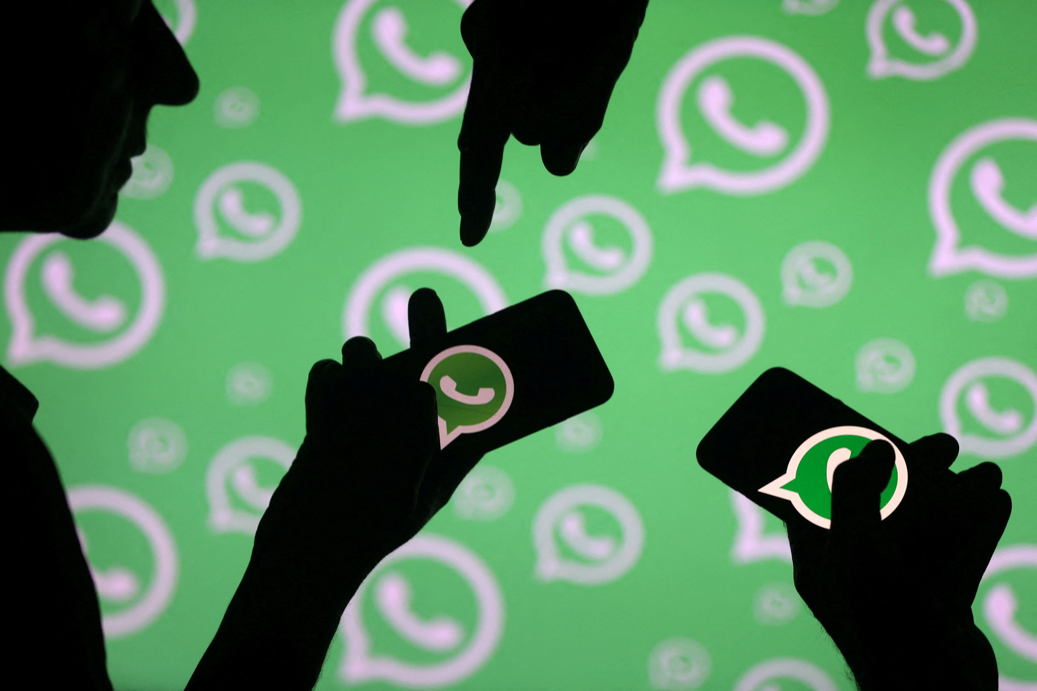 WhatsApp no tiene una herramienta para saber con exactitud si hemos sido silenciados, pero hay ciertas pistas que dan indicios de esta situación. (REUTERS)