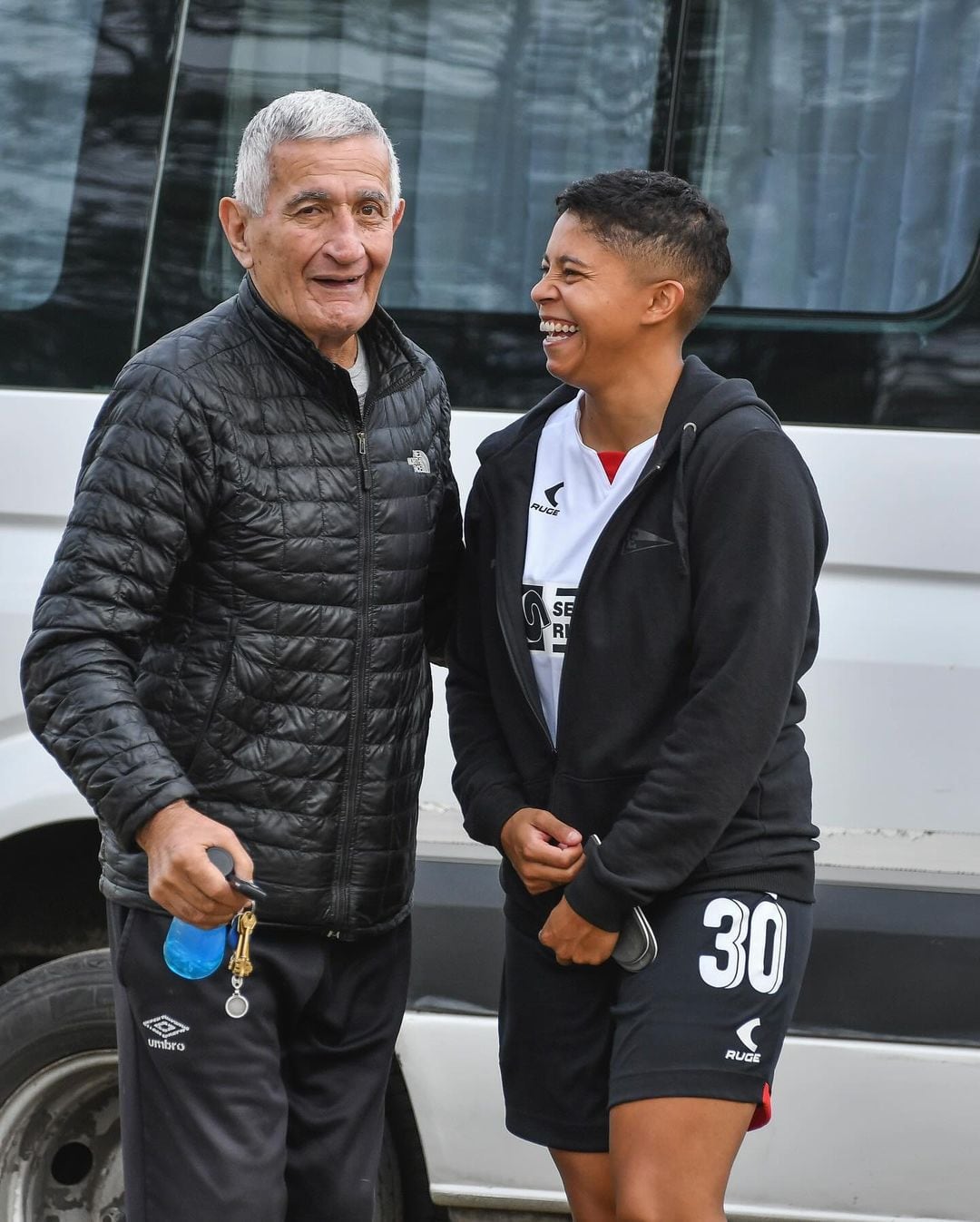 Agustina Amaro decidió dejar su carrera de futbolista en Estudiantes para dedicarse a la formación de futbolistas (@amaroagustina)