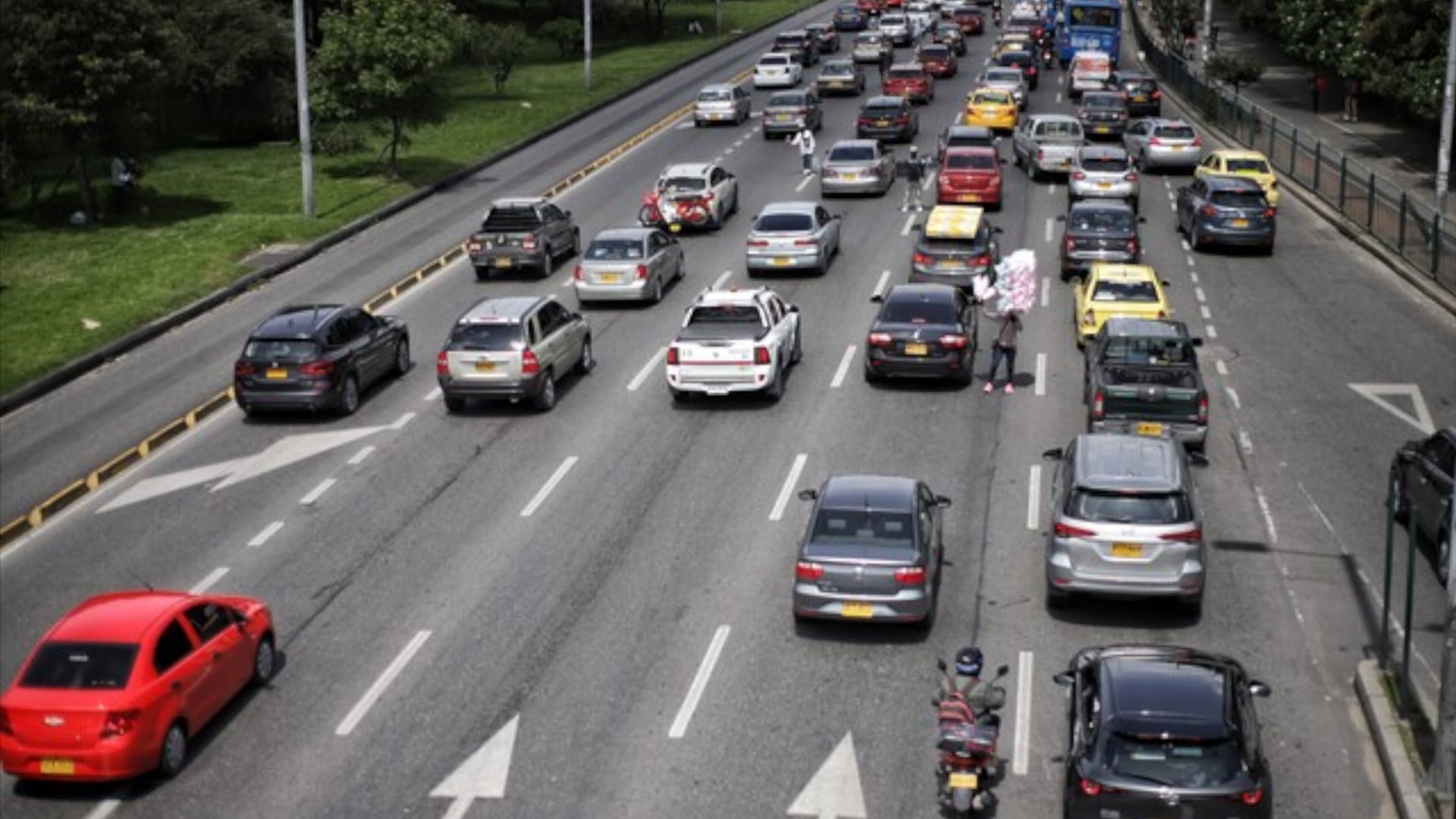 Congestión en la autopista Norte en Bogotá. (Crédito: Colprensa)