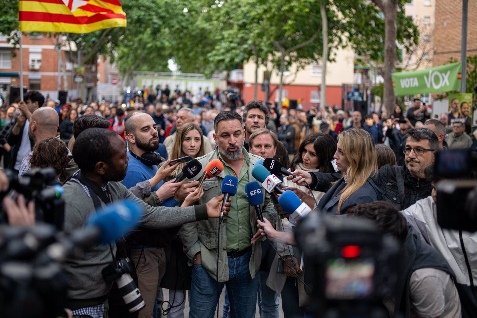 07/05/2024 El presidente de Vox, Santiago Abascal.

El presidente de Vox, Santiago Abascal, ha culpado a los expresidentes de la Generalitat Pascual Maragall y José Montilla de iniciar "la ruptura de la convivencia" en Catalunya.

POLITICA 
LORENA SOPENA - EUROPA PRESS
