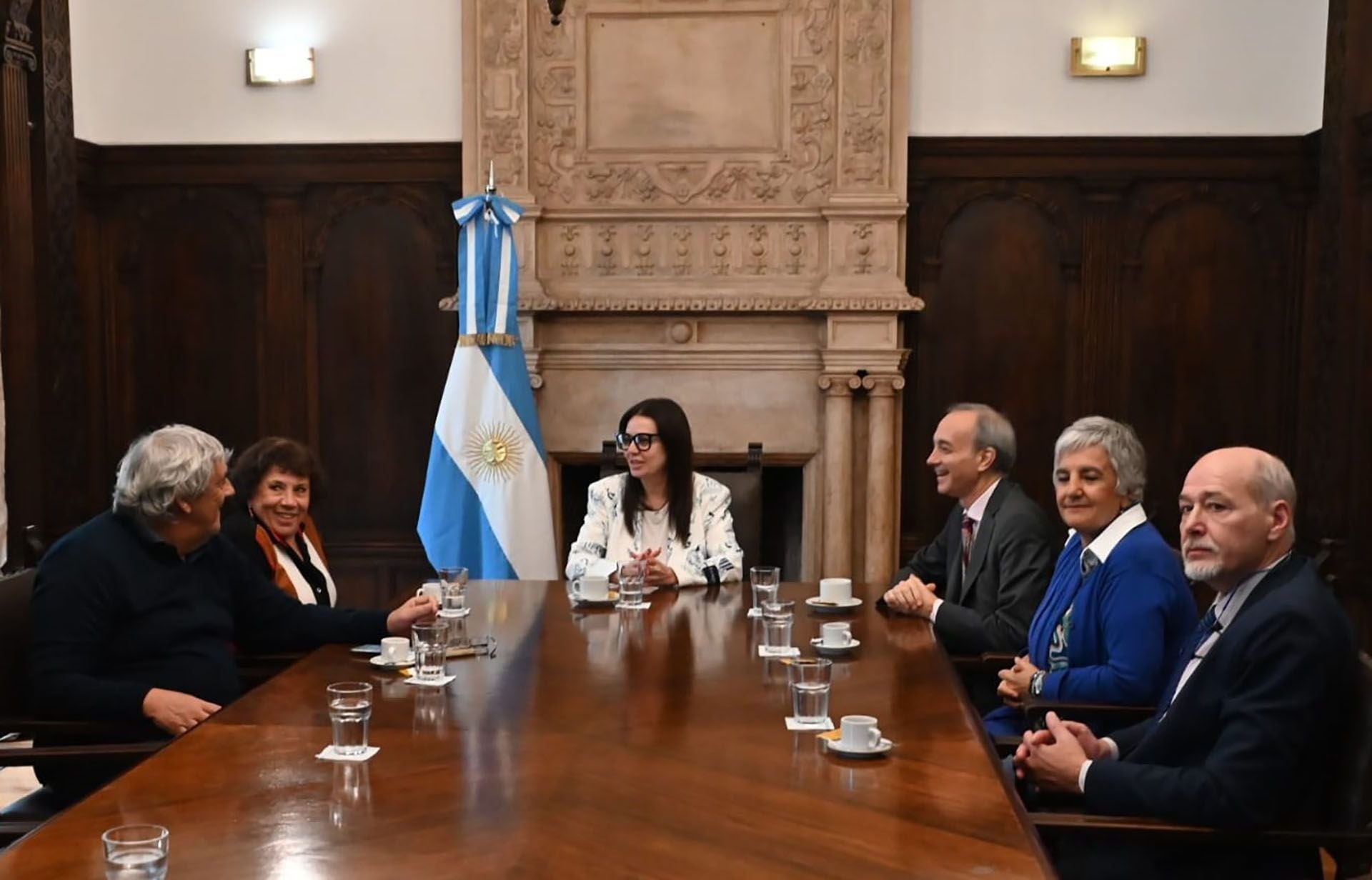 Sindicatos docentes de la CGT con Sandra Pettovello