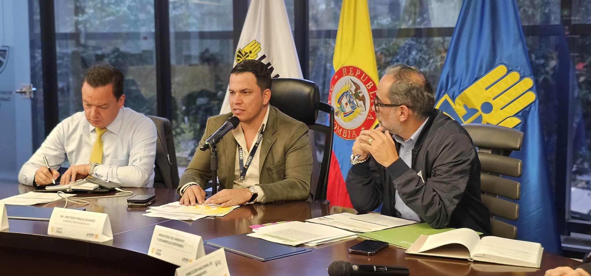 Sneyder Pinilla llegó a la Unidad de Gestión del Riesgo luego de haber sido alcalde de Sabana de Torres (Santander) - crédito Ungrd