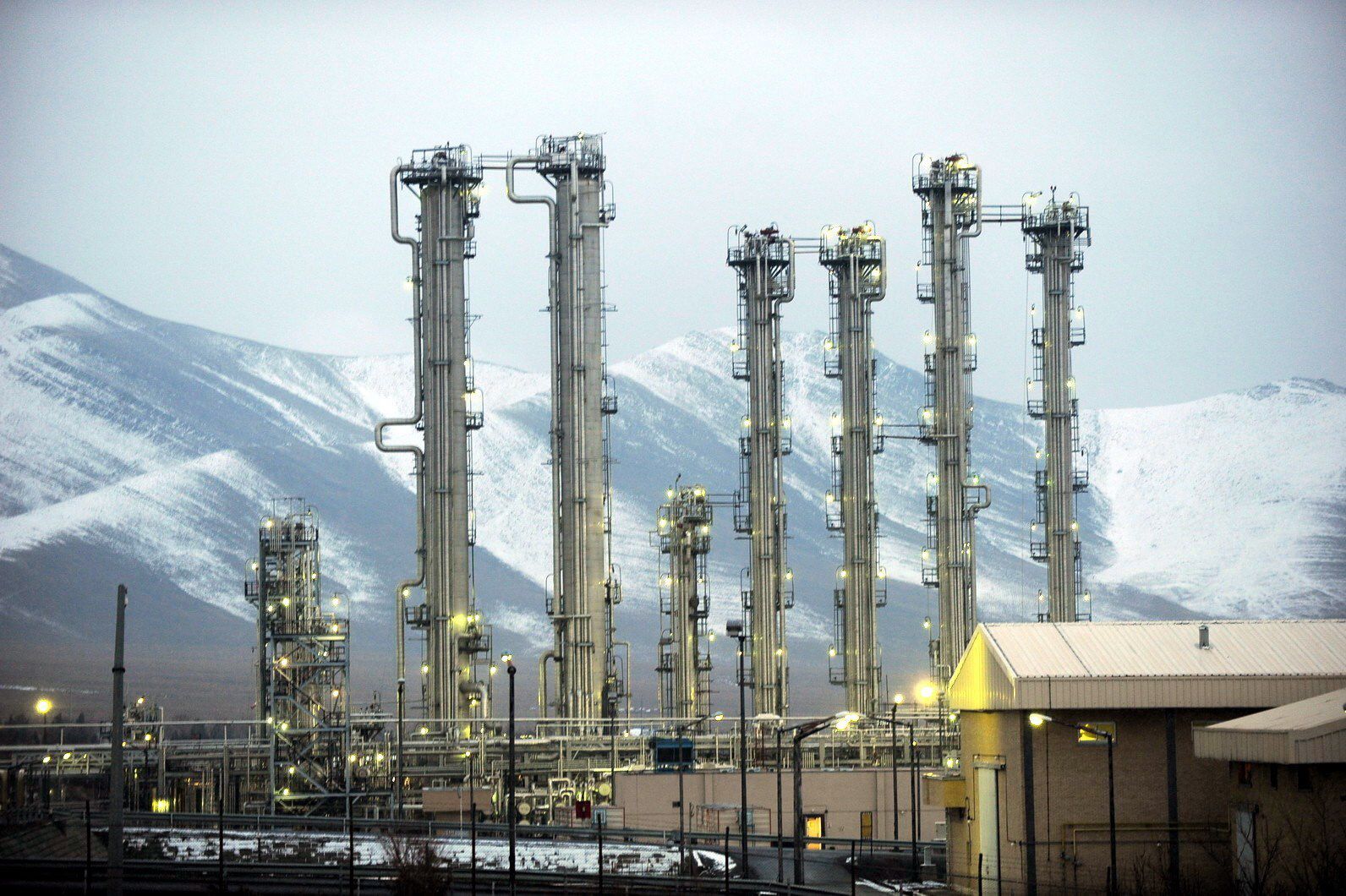 La imagen muestra el reactor de agua pesada de la ciudad de Arak (Irán). EFE/ Hamid Forutan/Archivo
