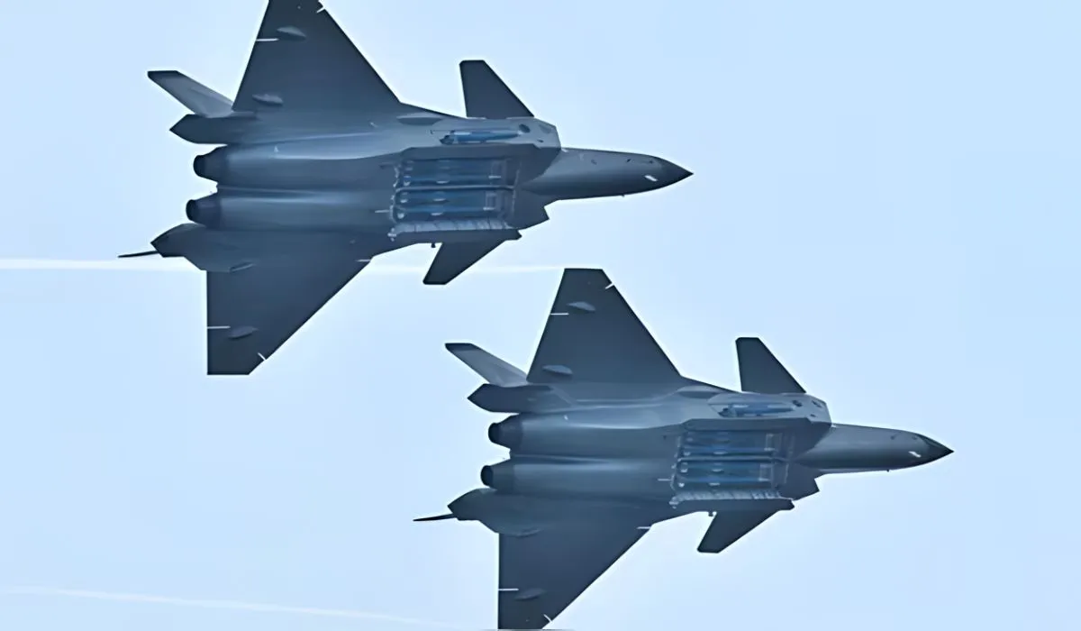 Aviones de combate chinos J-20. Fuente REUTERS