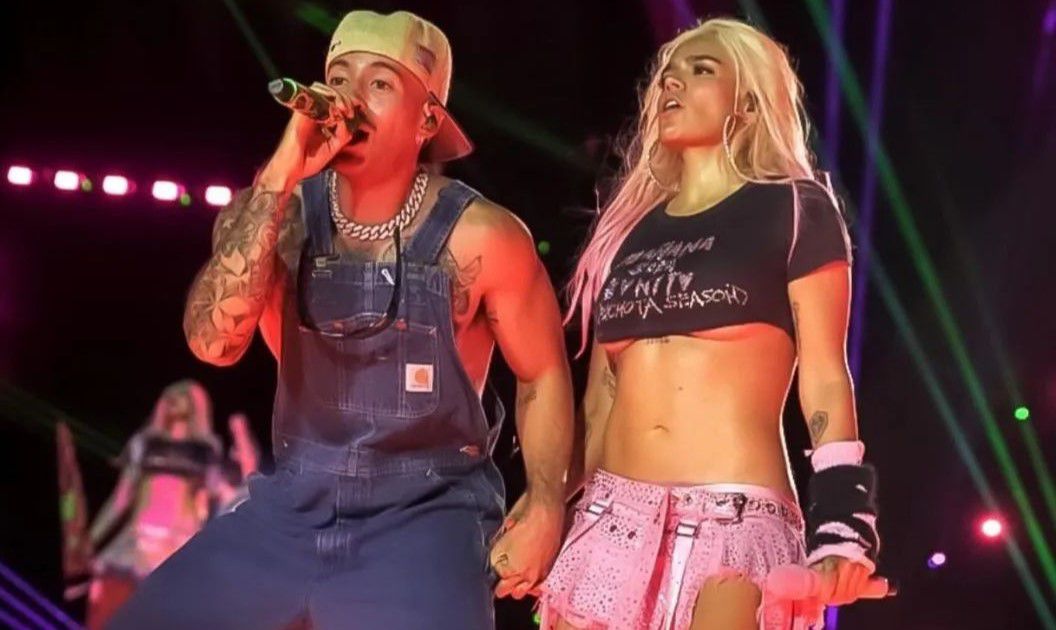 Karol G y Feid juntos en vivo en el Mañana será bonito fest