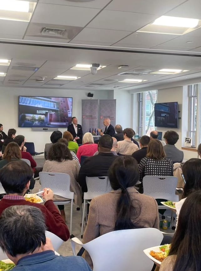 Larreta en universidad de Estados Unidos