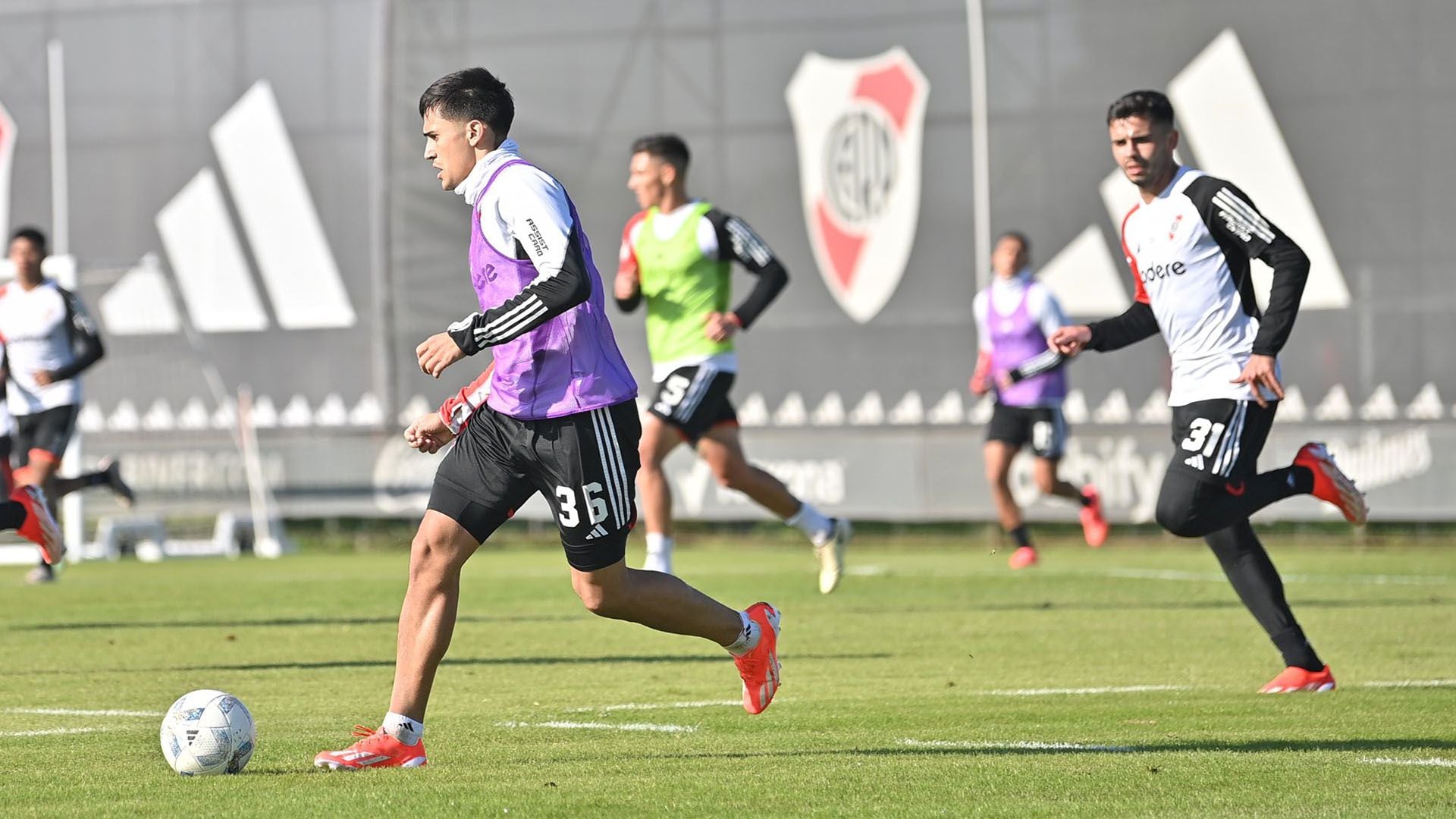 Postal de la última práctica de River Plate