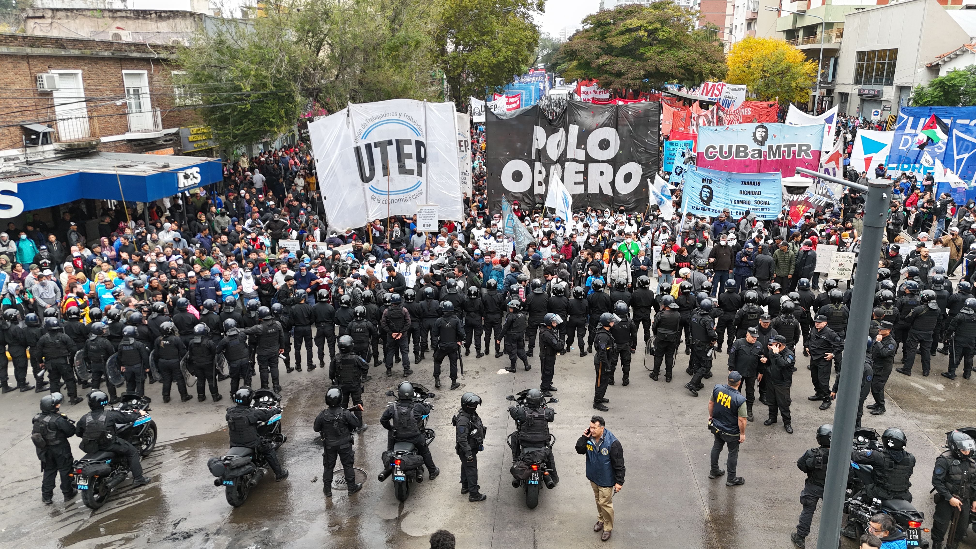 Marcha piquetera a la quinta de Olivos - 07/05/2024