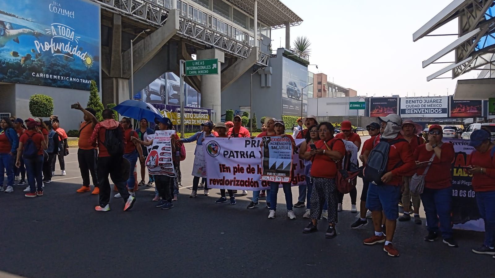 Protesta de maestros de la cNTE en la CDMX