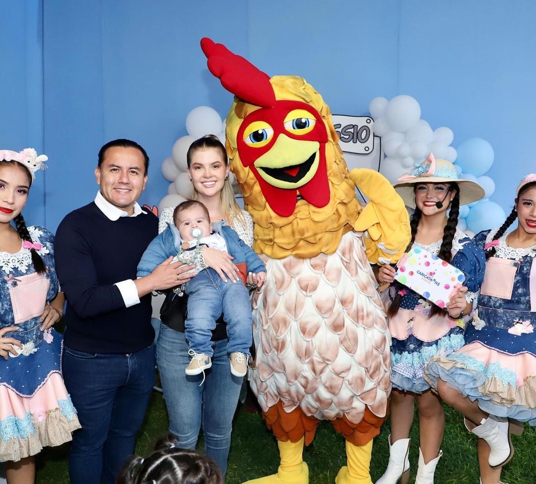 Brunella Horna y Richard Acuña celebraron los 6 meses de su hijo Alessio. (Instagram)