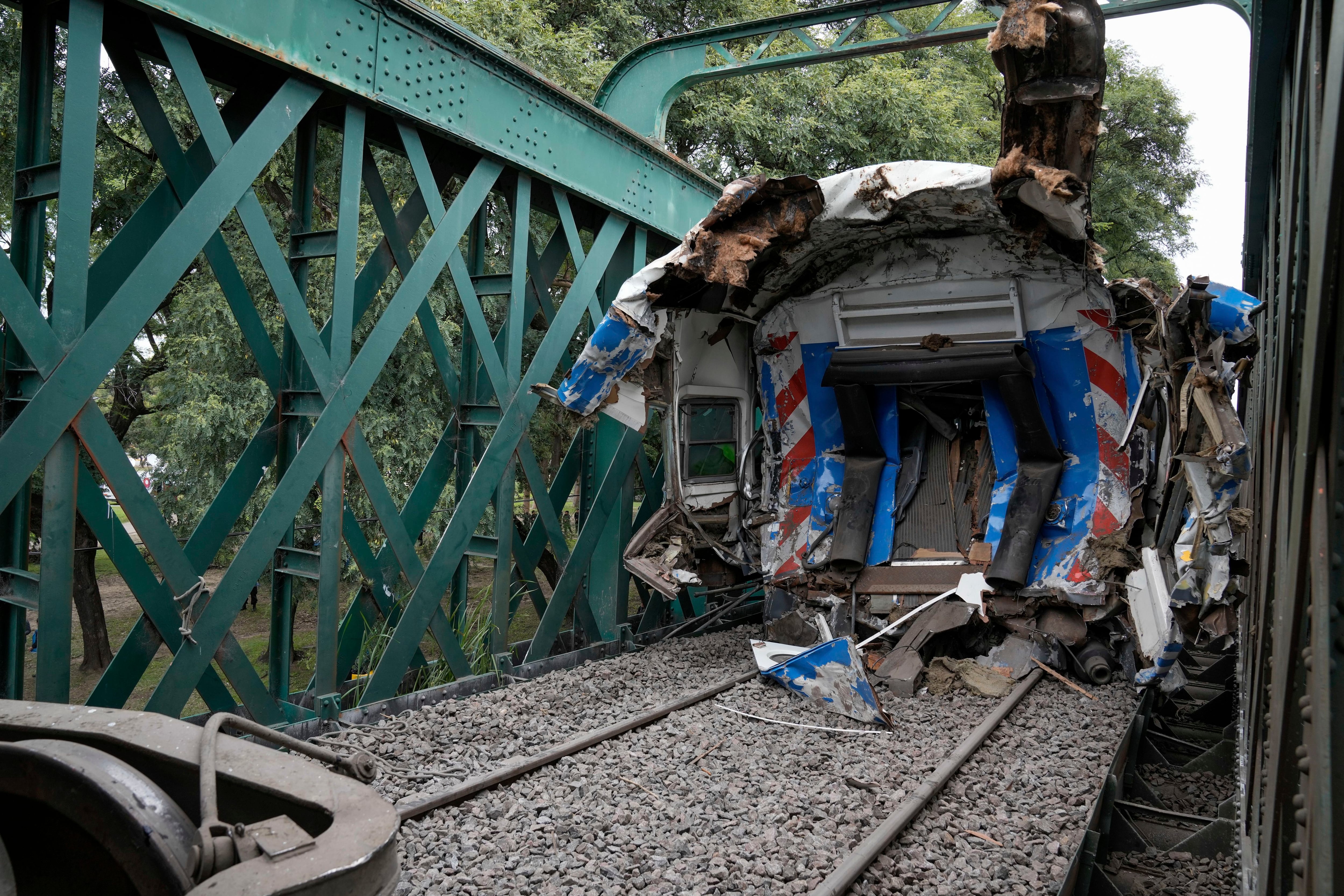 Choque de trenes ayer en la línea San Martín, a la altura de Palermo (AP Foto/Rodrigo Abd)