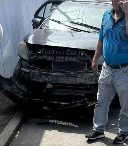 Auto donde estaban las ‘Vedettes Doradas’ colisionó con otro vehículo.