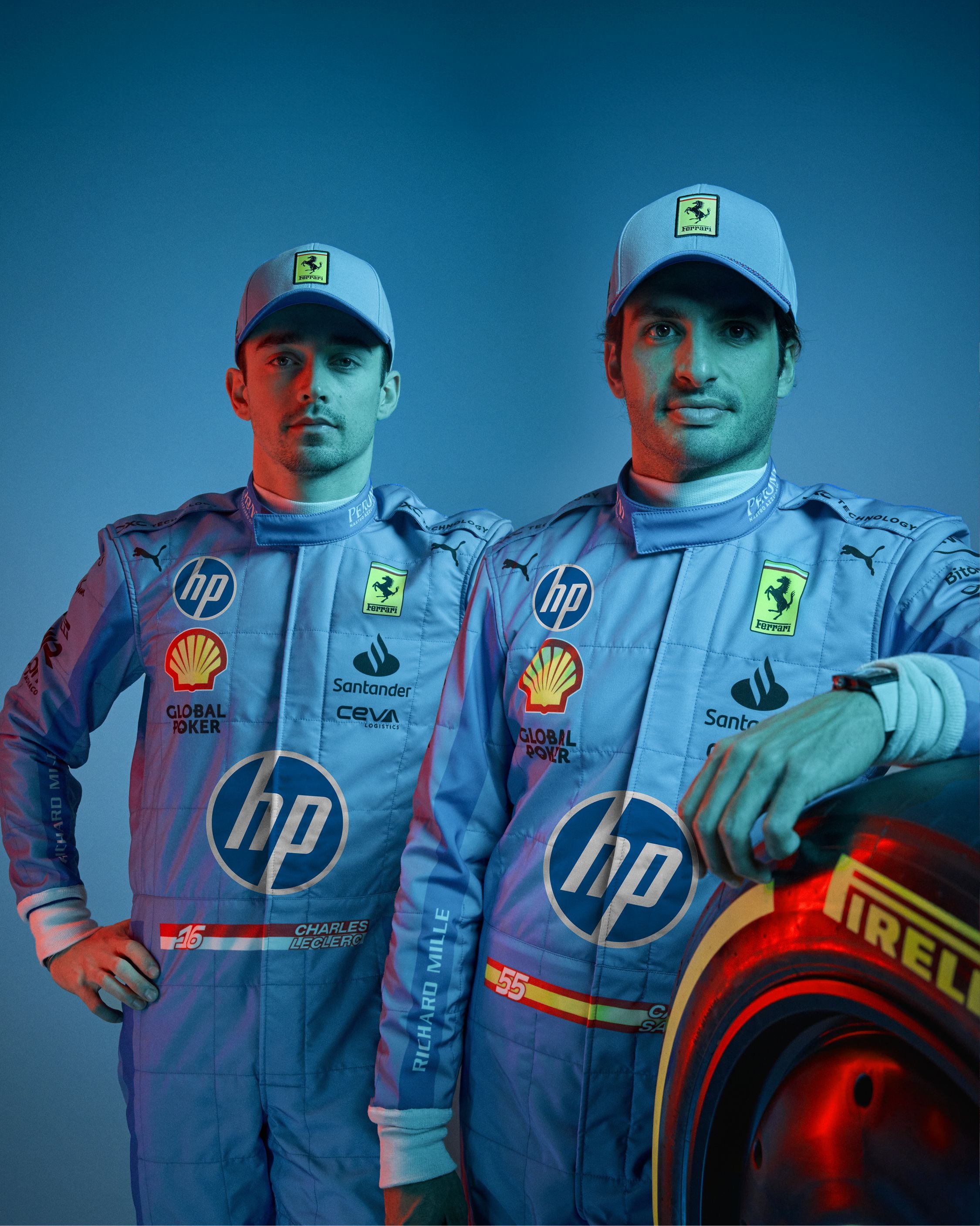 Ferrari - Pilotos vestidos de azul