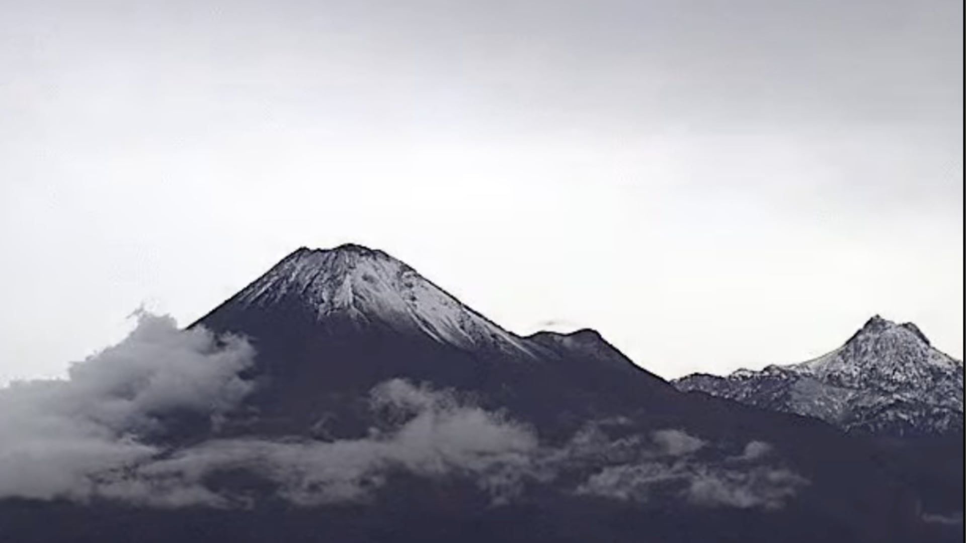 Volcán de Colima está activo y en vigilancia constante. (Archivo)