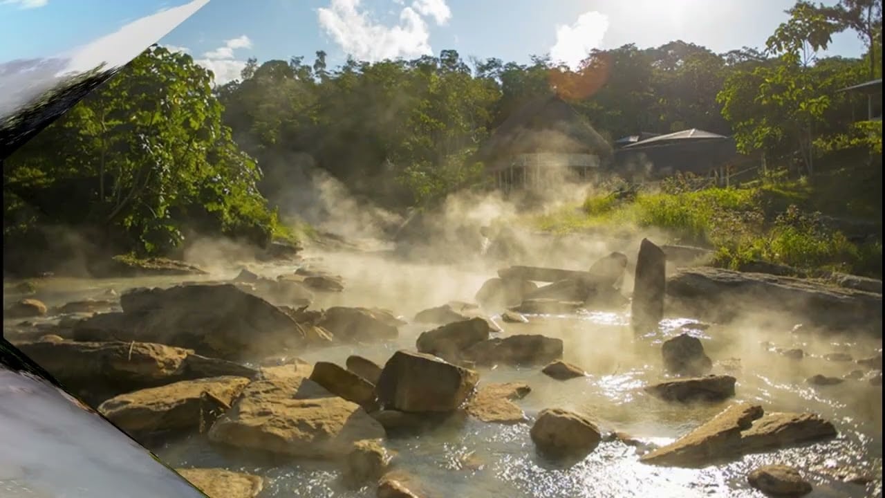 El río Mayantuyacu, en Huánuco, es conocido como el más caliente del mundo y puede alcanzar temperaturas superiores a los 90 °C. (Foto: Composición - Infobae/Renato)