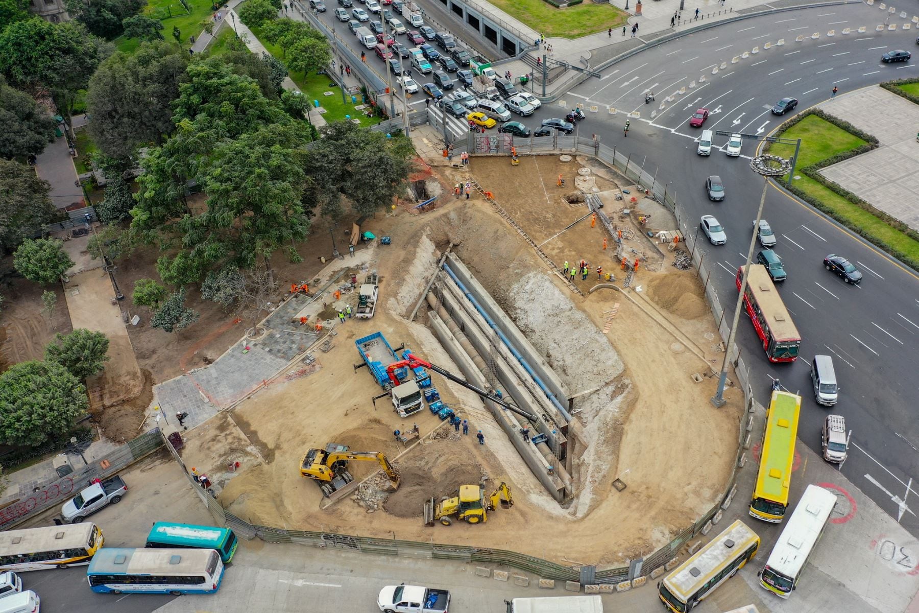 Parte del Paseo Colón cerrado por las obras de la Línea 2 del Metro de Lima