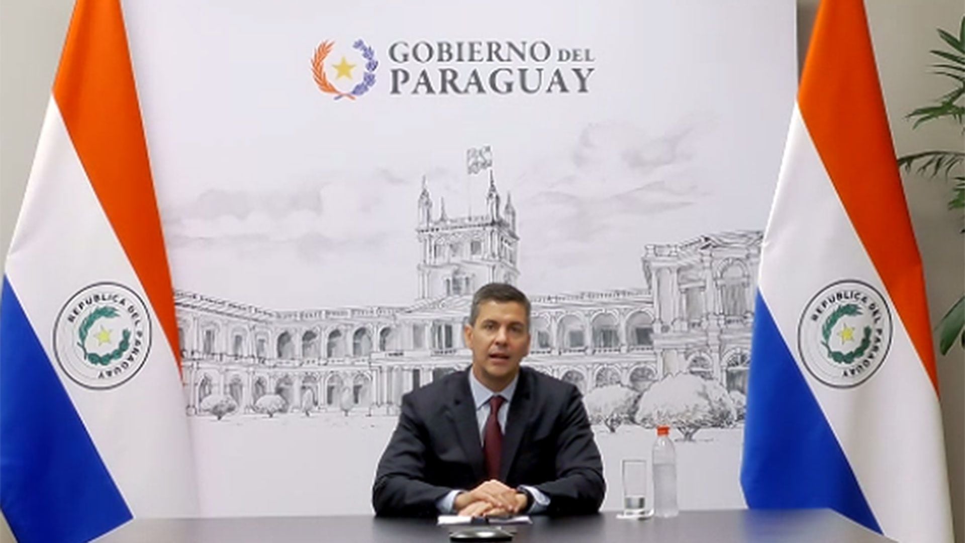 Santiago Peña en la conferencia de seguridad