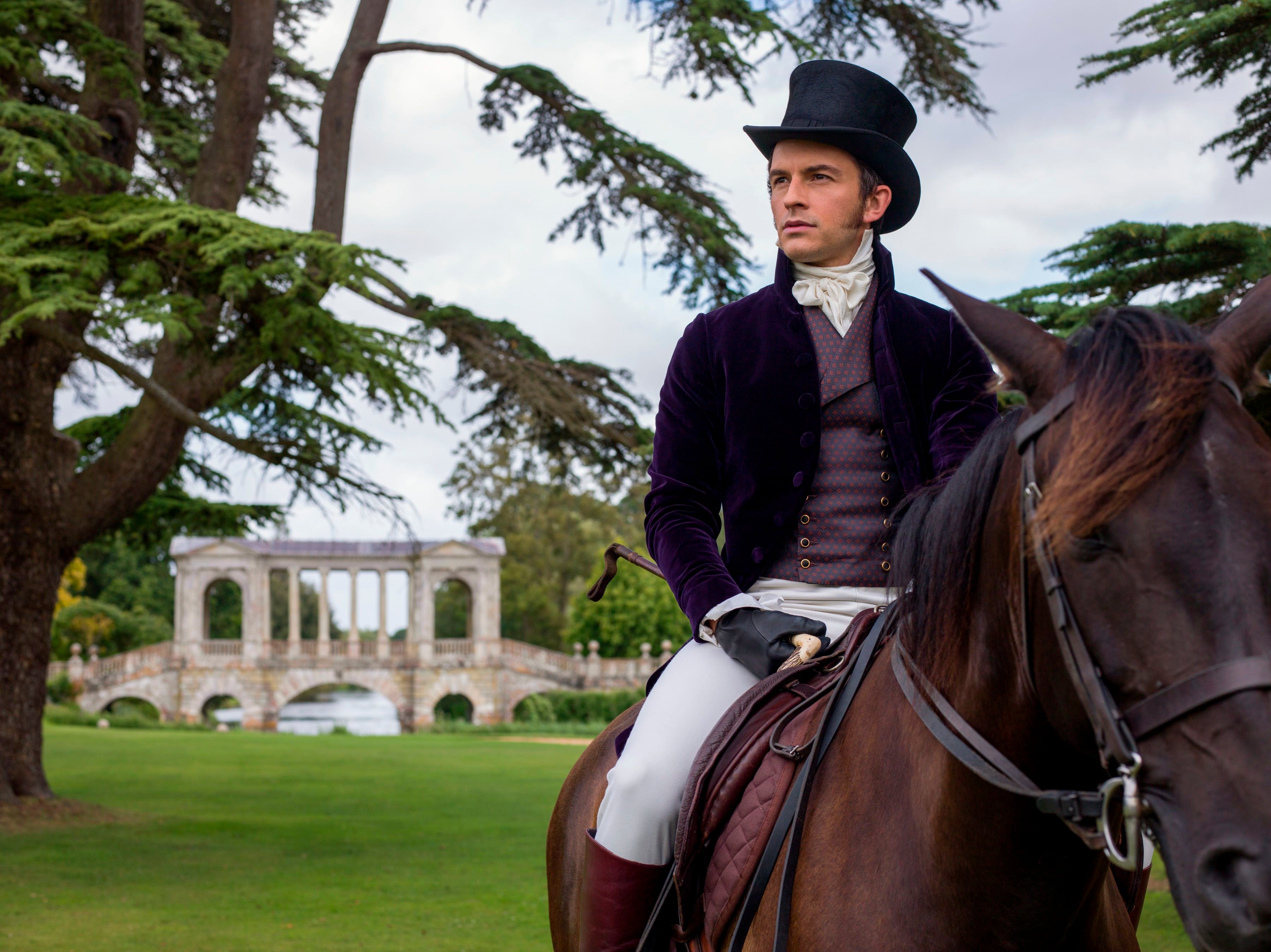 Jonathan Bailey como Anthony Bridgerton en fotograma de la primera temporada de Bridgerton. EFE/Nick Briggs/Netflix
