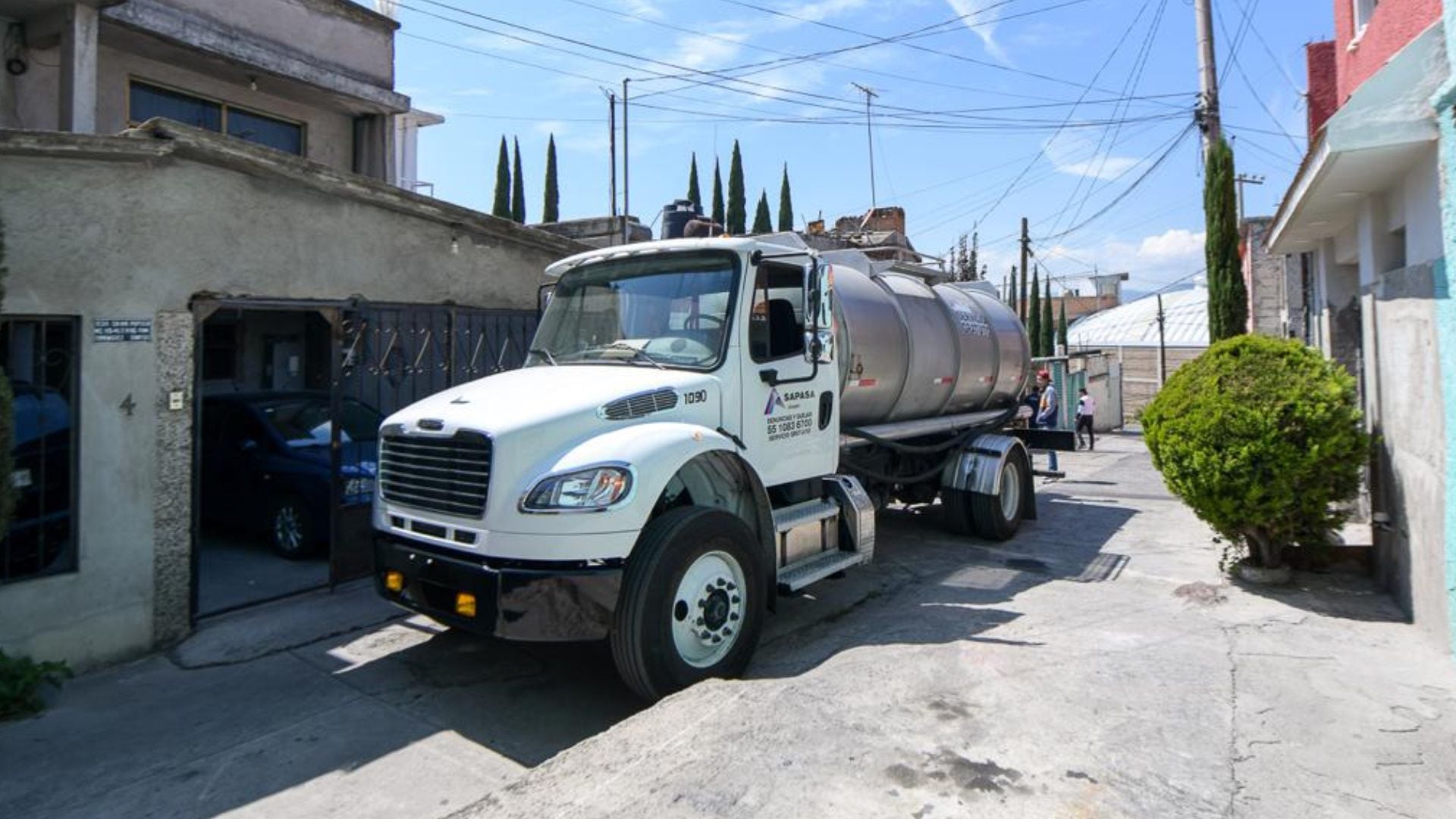 Portada pipa crisis de agua Atizapán 3