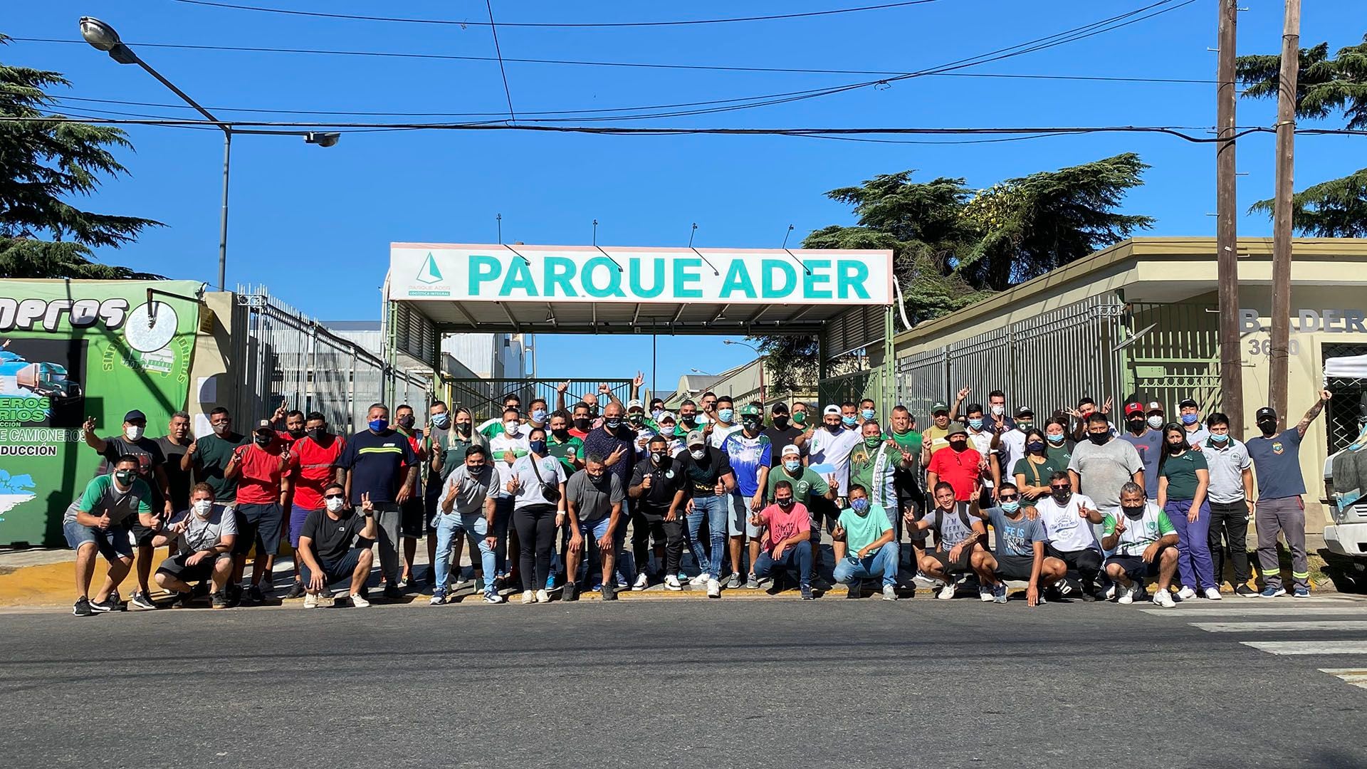 bloqueo-camioneros-parque-industrial-Parque-Ader-en-Villa-Adelina