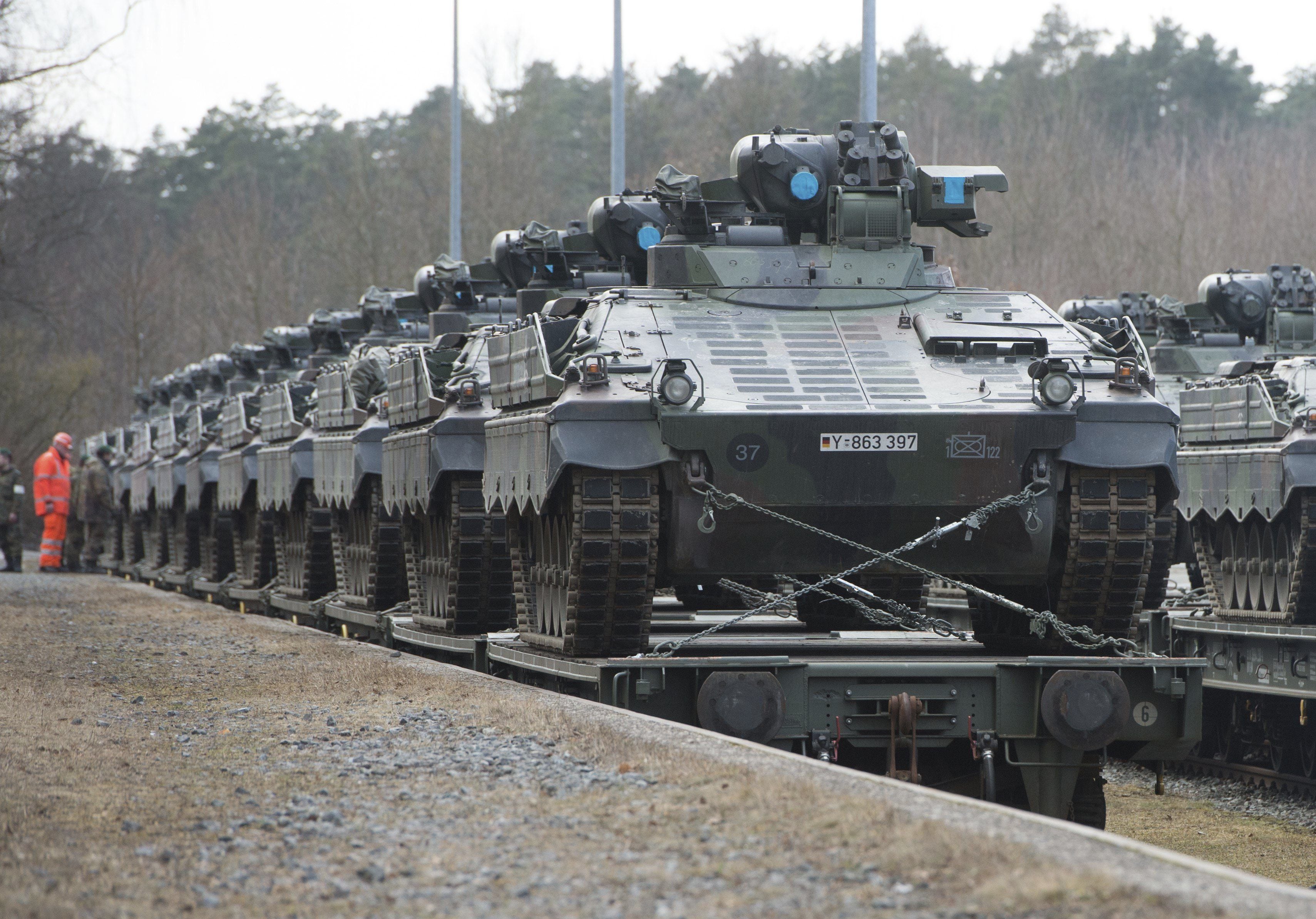 Foto de archivo de Tanques alemanes de tipo "Marder". (EFE/Timm Schamberger)
