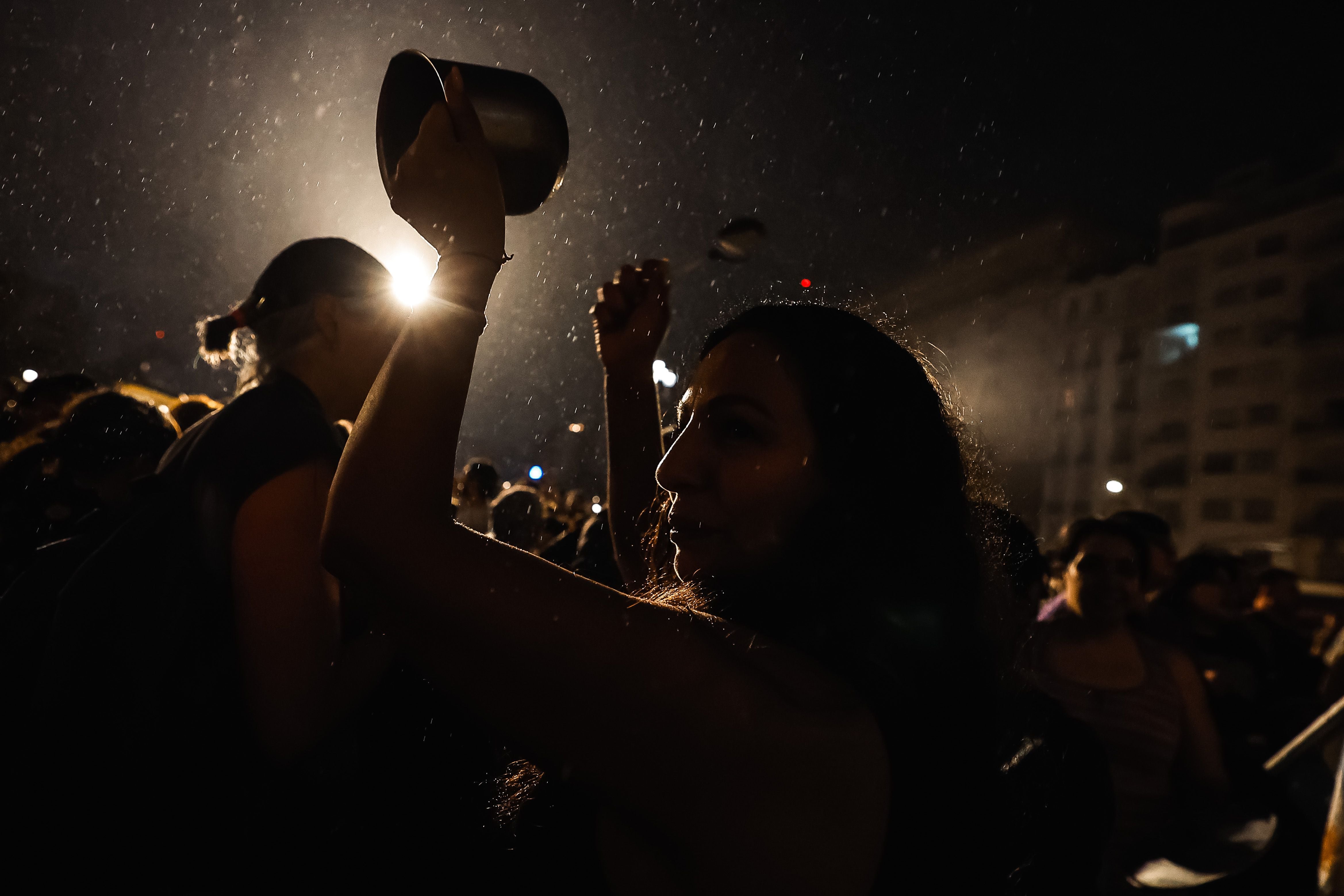 Imagen de referencia. En la noche del miércoles 1 de mayo se registraron cacerolazos en contra el gobierno de Gustavo Petro - Juan Ignacio Roncoroni/EFE
