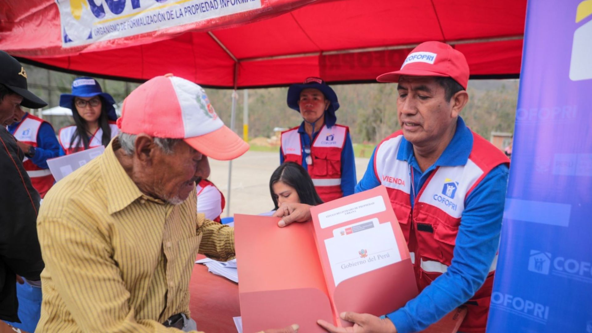 Cofopri anuncia título de propiedad