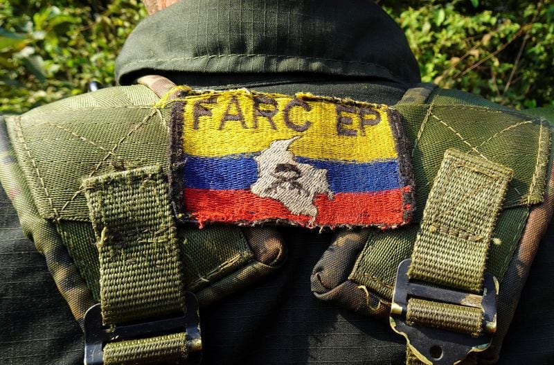 Los disidentes no dejaron patrullar a los militares - crédito Luis Jaime Acosta / Reuters