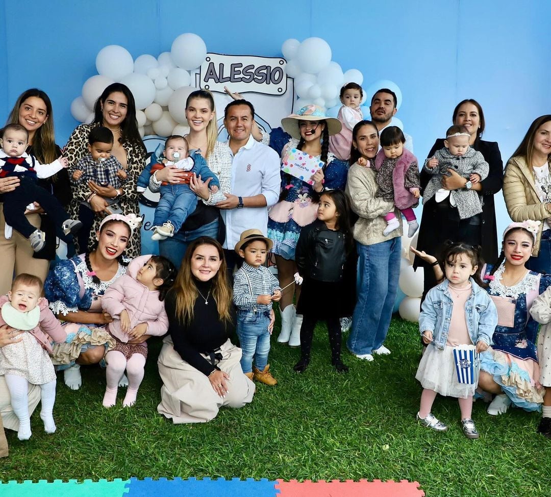 Brunella Horna y Richard Acuña celebraron los 6 meses de su hijo Alessio. (Instagram)