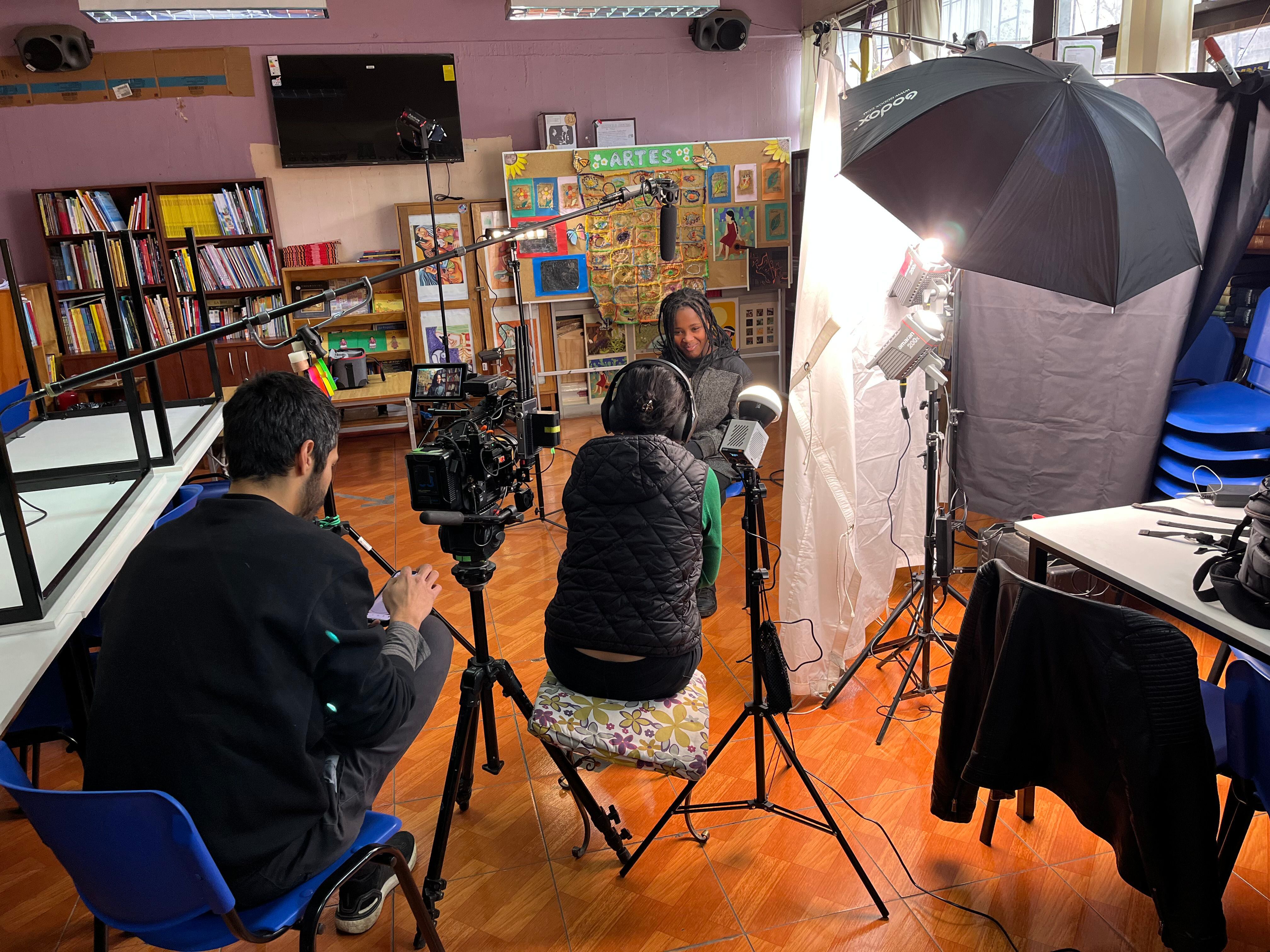 Con experiencias auténticas de niños peruanos y de otras nacionalidades, este documental busca abrir un diálogo sobre la integración y la solidaridad en la sociedad chilena.
Foto de cortesía.