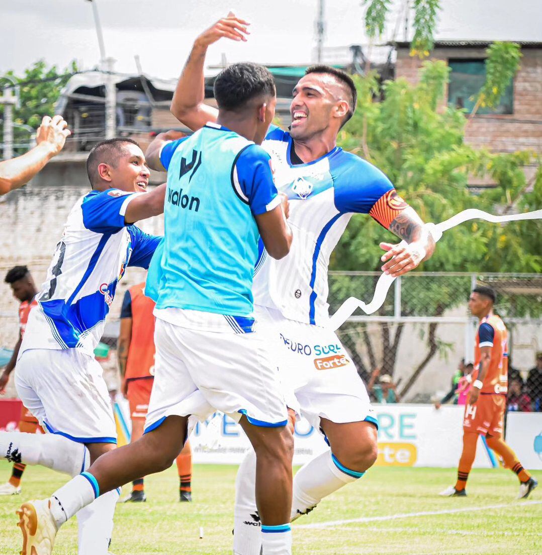 Adrián Fernández comandará el ataque de Alianza Atlético ante Universitario por fecha 10 del Torneo Apertura 2024. - créditos: Alianza Atlético