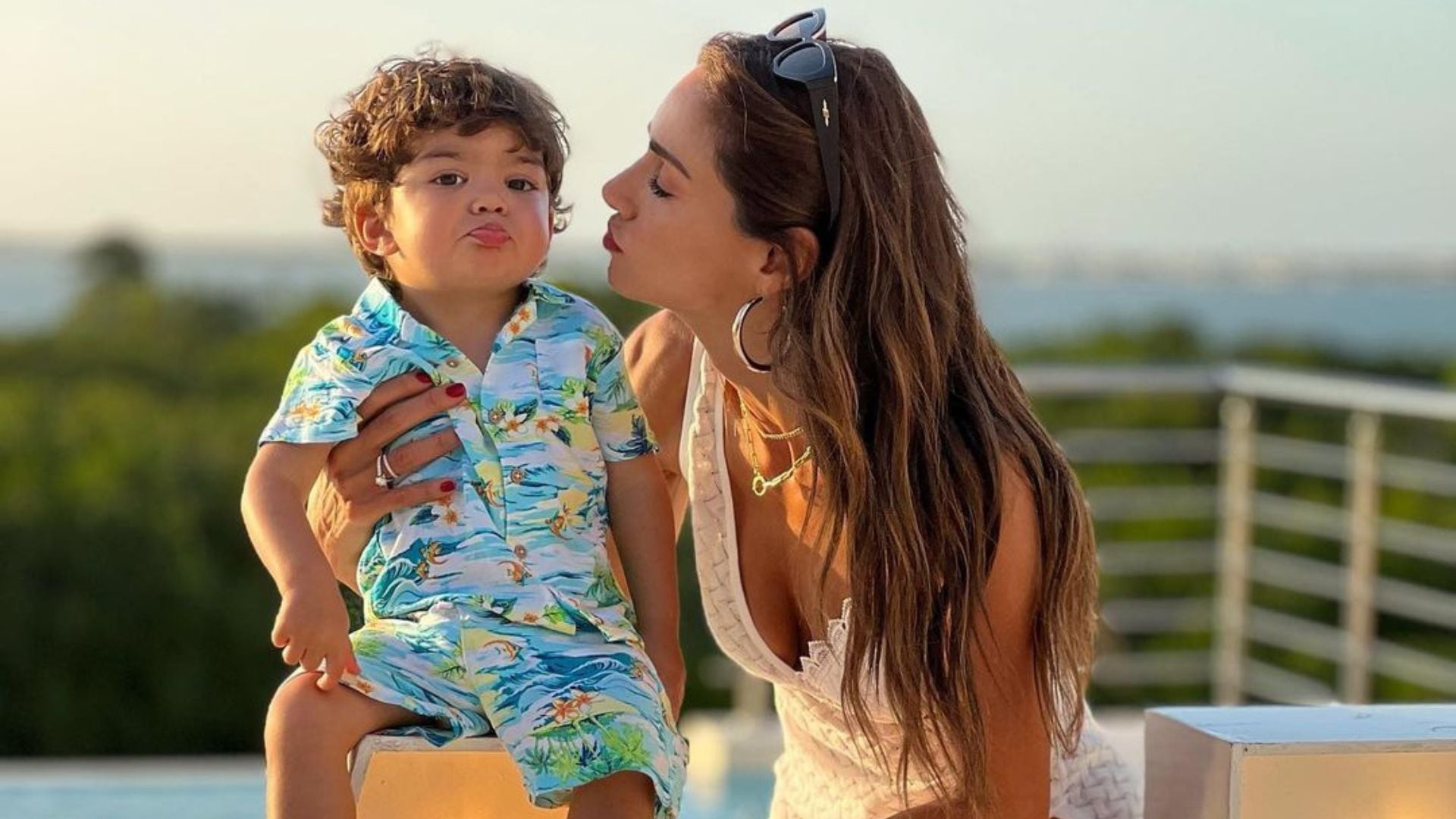 Valerie Domínguez y su hijo Thiago