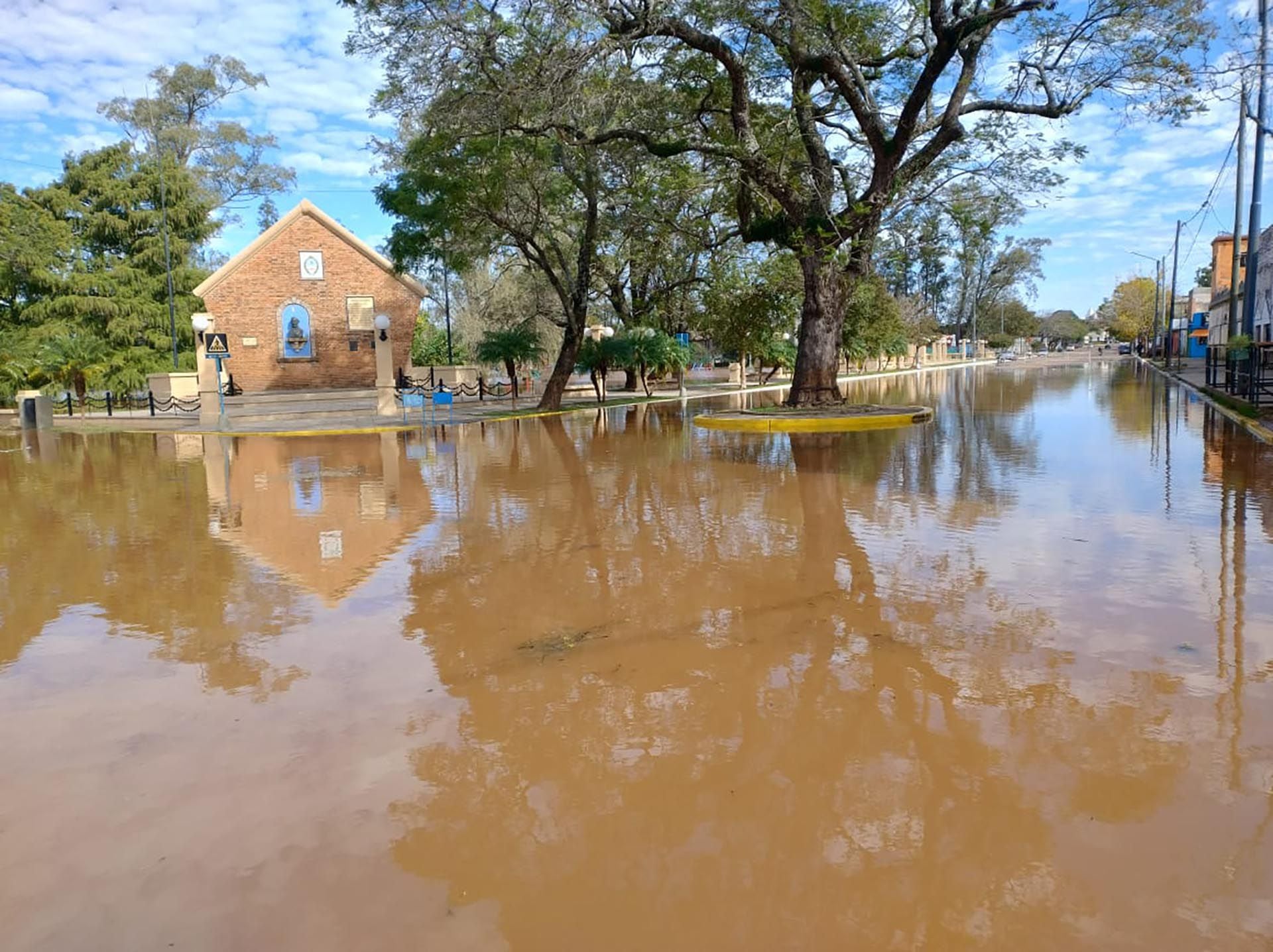 Familias evacuadas en Concordia tras la crecida del Río Uruguay