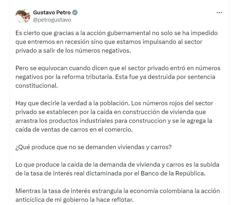 Gustavo Petro, presidente de Colombia, cree que la economía colombiana empezó a reflotar gracias a su gobierno - crédito @PetroGustavo/X