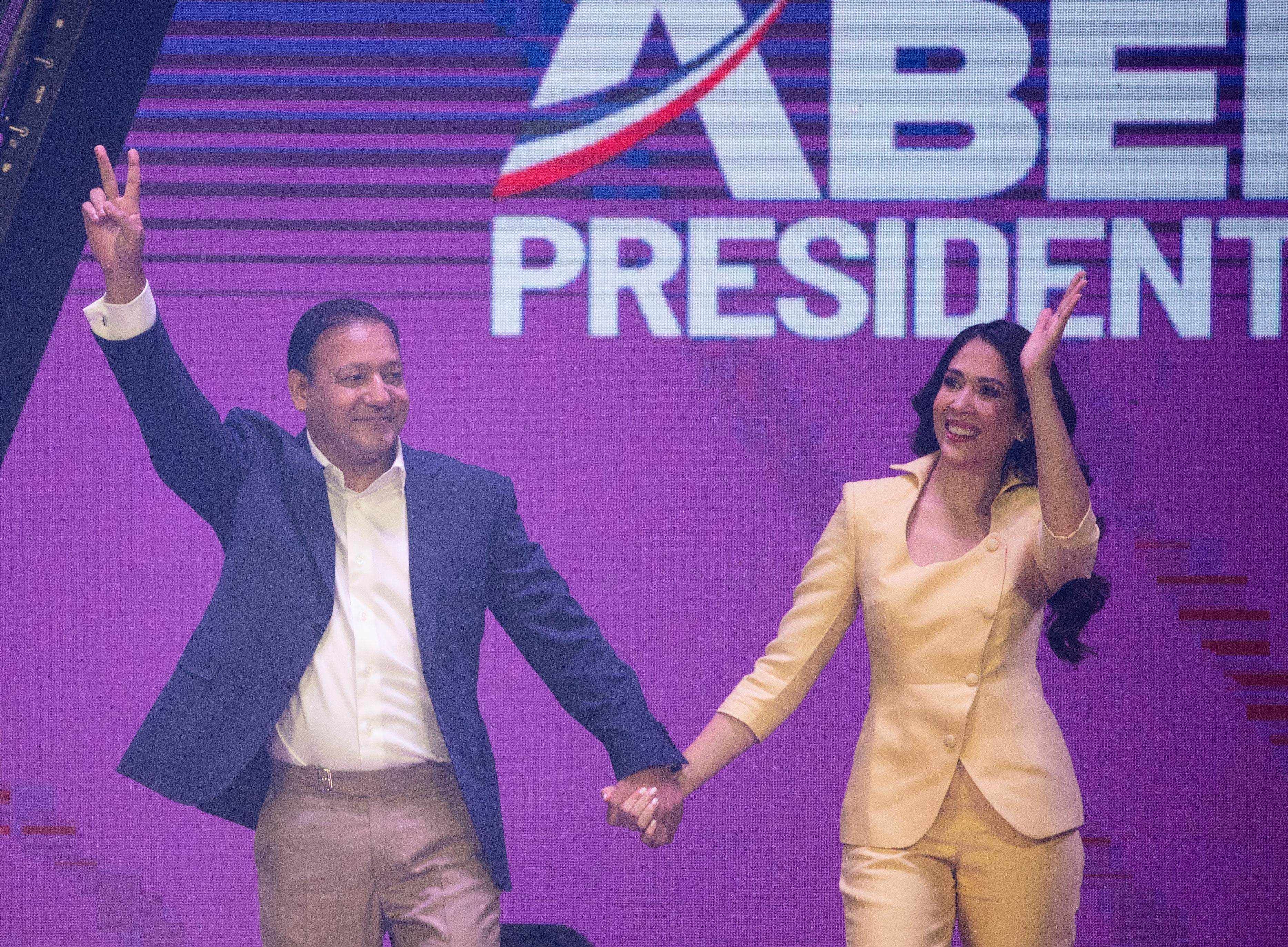 Abel Martínez, candidato del Partido de la Liberación Dominicana (PLD), se ubica tercero en la mayoría de los sondeos (EFE/Orlando Barría)
