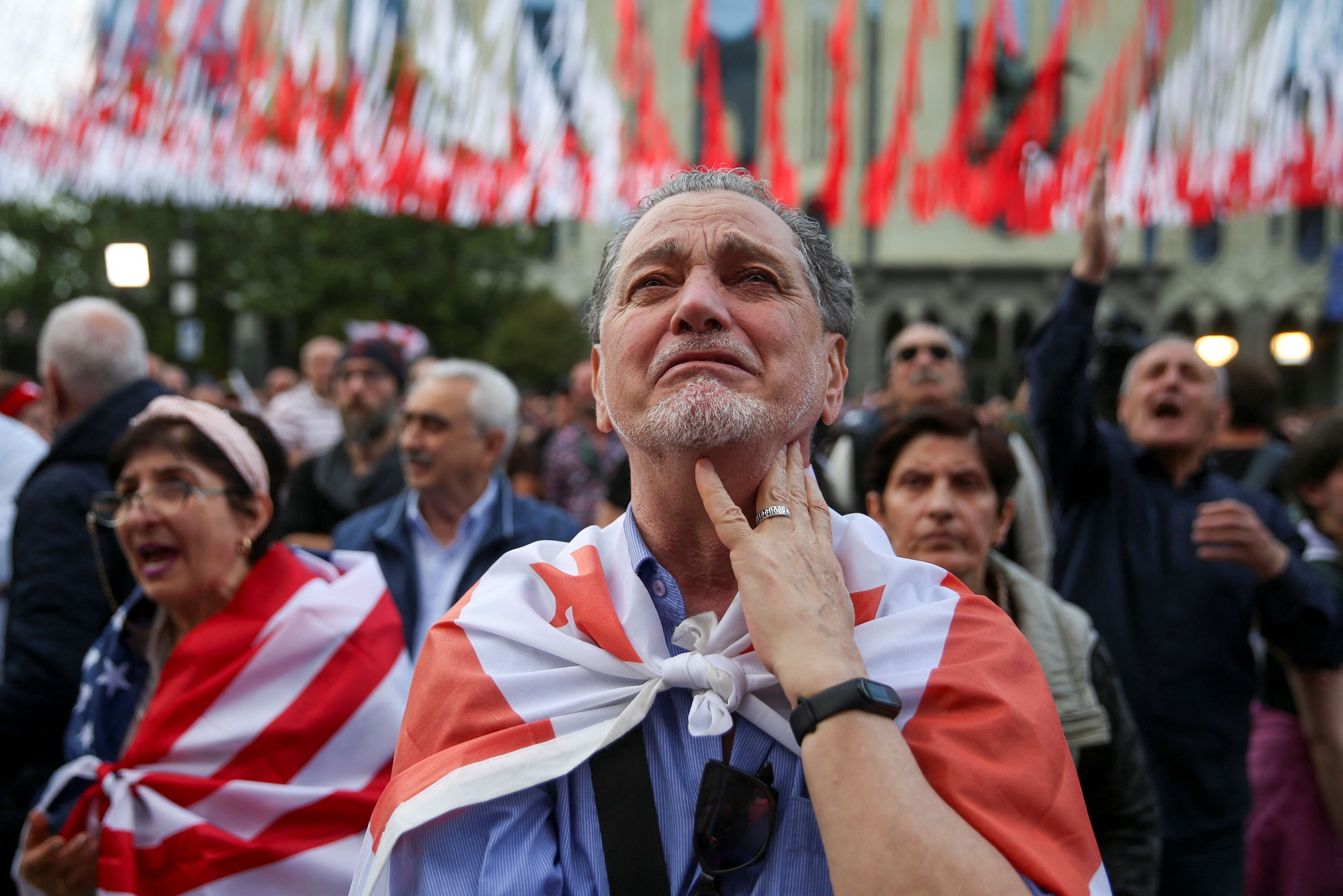 El Parlamento de Georgia rechazó el veto presidencial y aprobó la polémica “ley rusa” sobre agentes extranjeros (REUTERS)